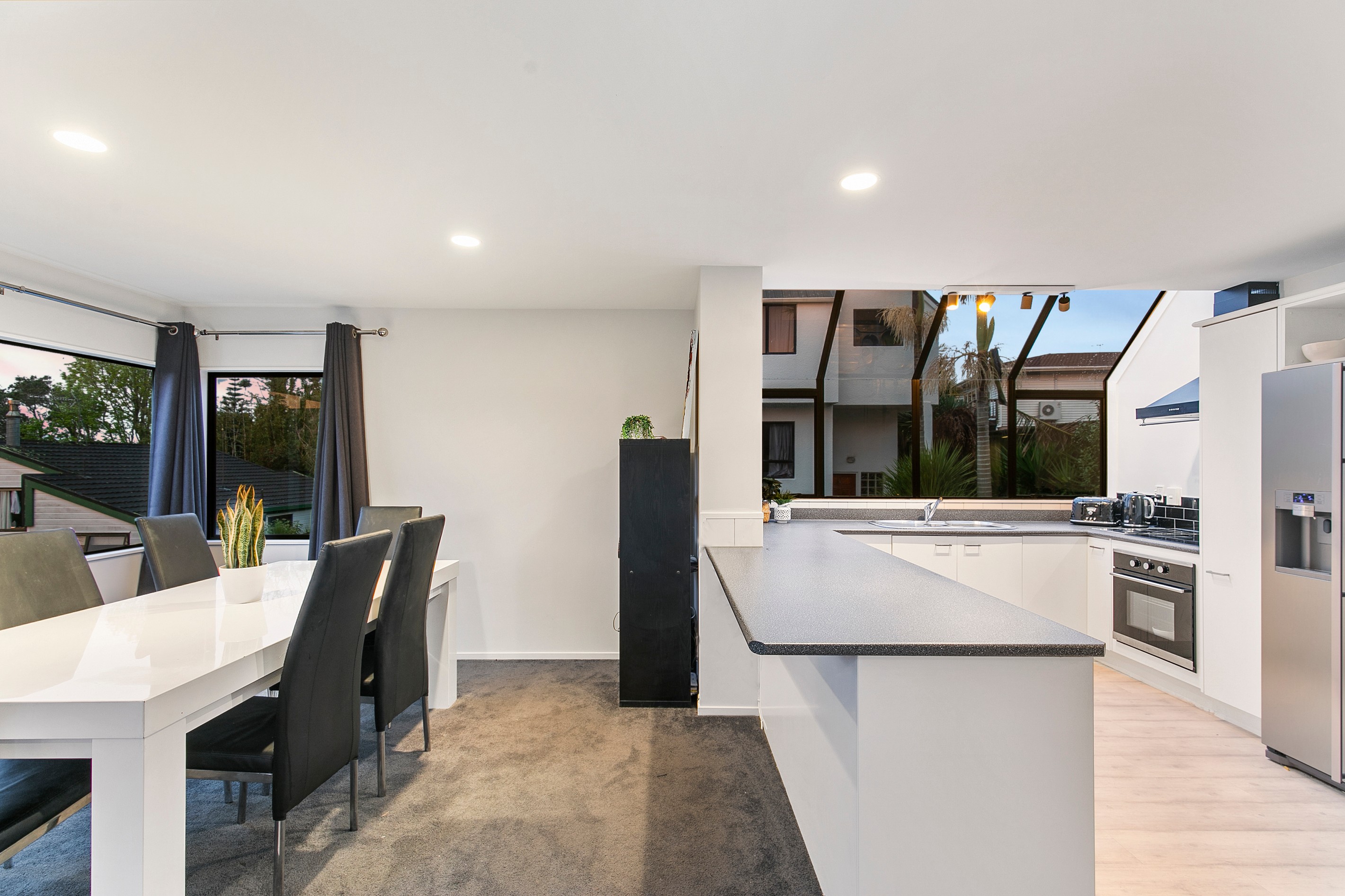 4/61 Sunrise Avenue, Murrays Bay, North Shore City