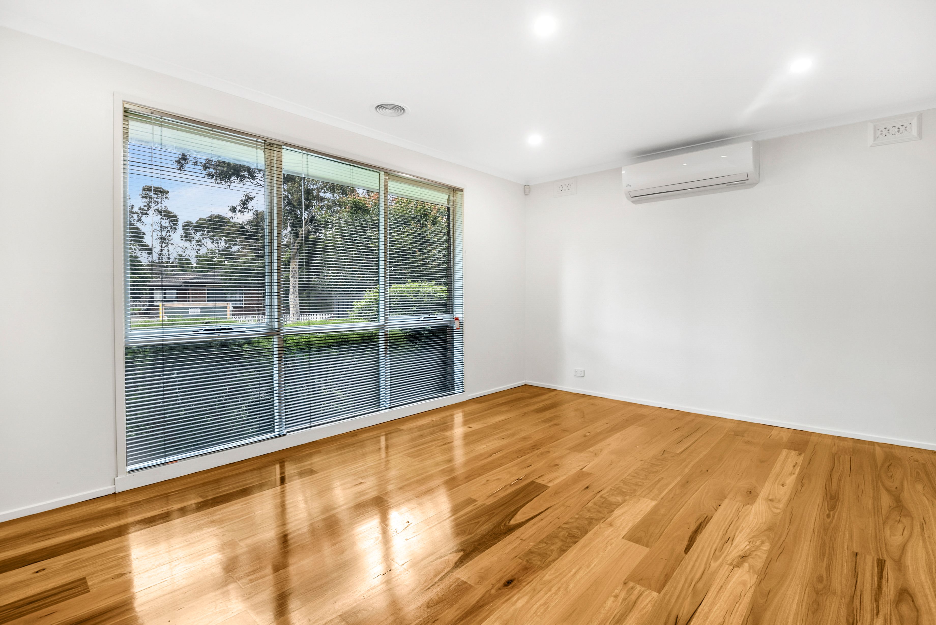 11 Eaglet Court, Mill Park, VIC 3082