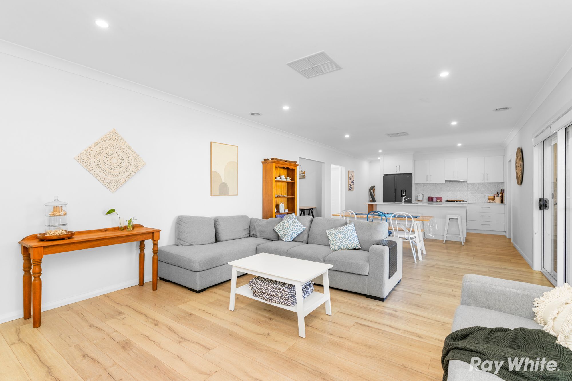 30 Lewis Street South — photo 5 of 25