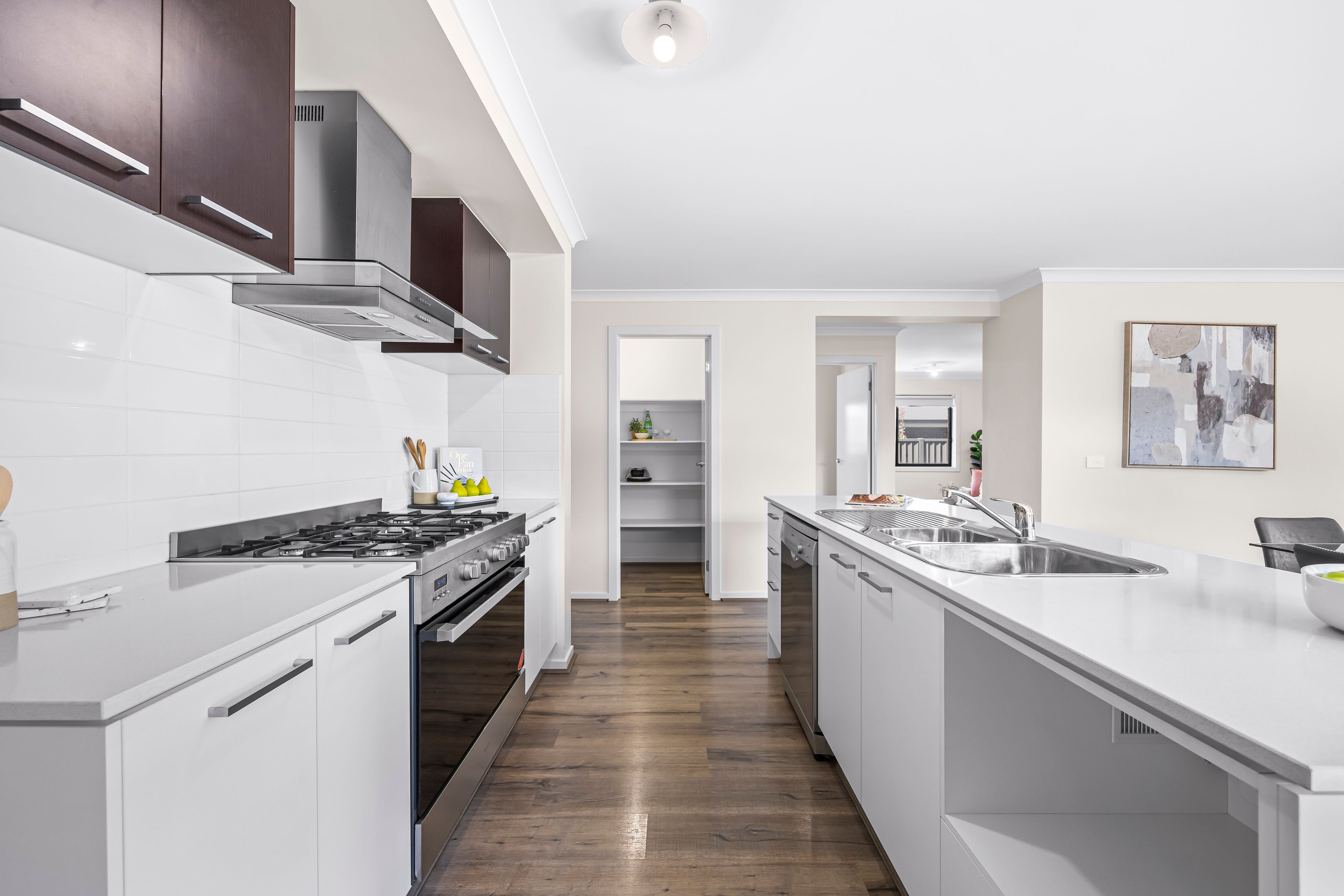 23 Heathcote Drive — photo 6 of 15