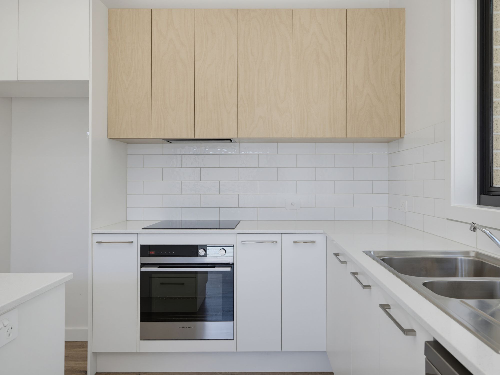 3/7 Campbell Street — photo 5 of 17