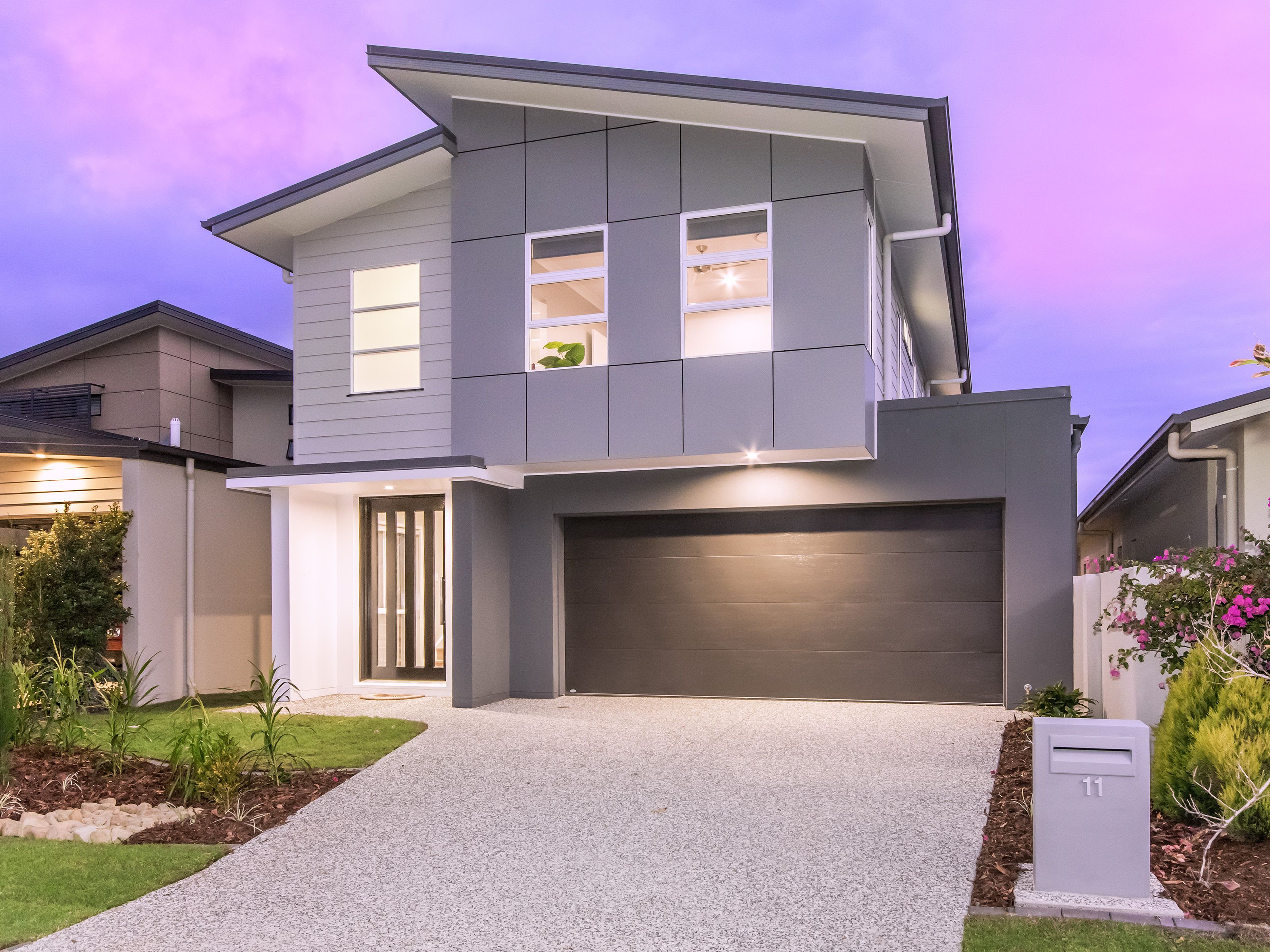 11 Beacon Lane, Hope Island, QLD 4212