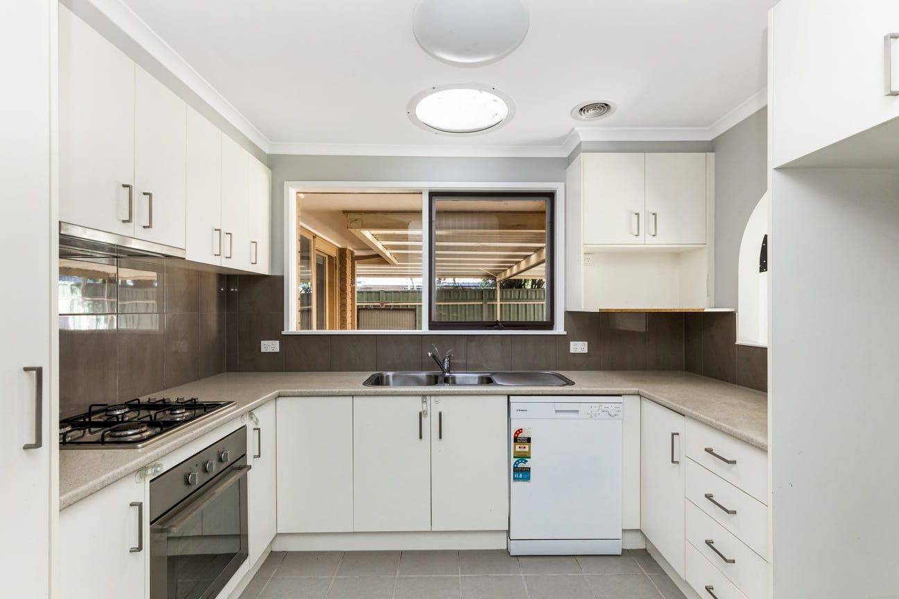 16 Burvale Court, Epsom, VIC 3551