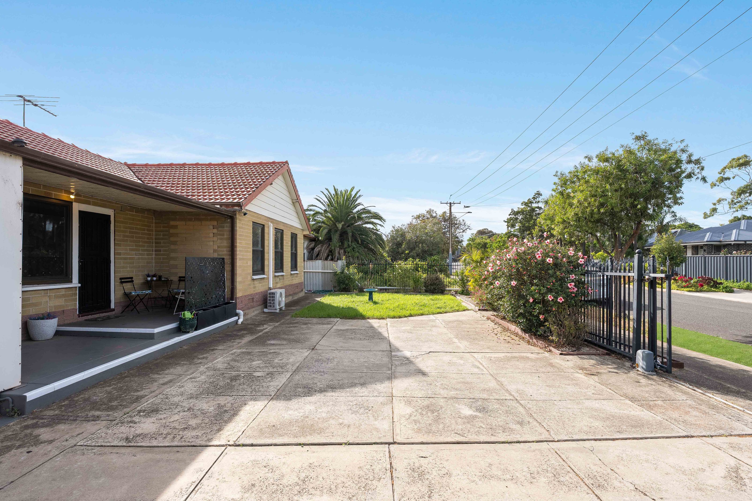 12 Thorne Crescent, Mitchell Park, SA 5043
