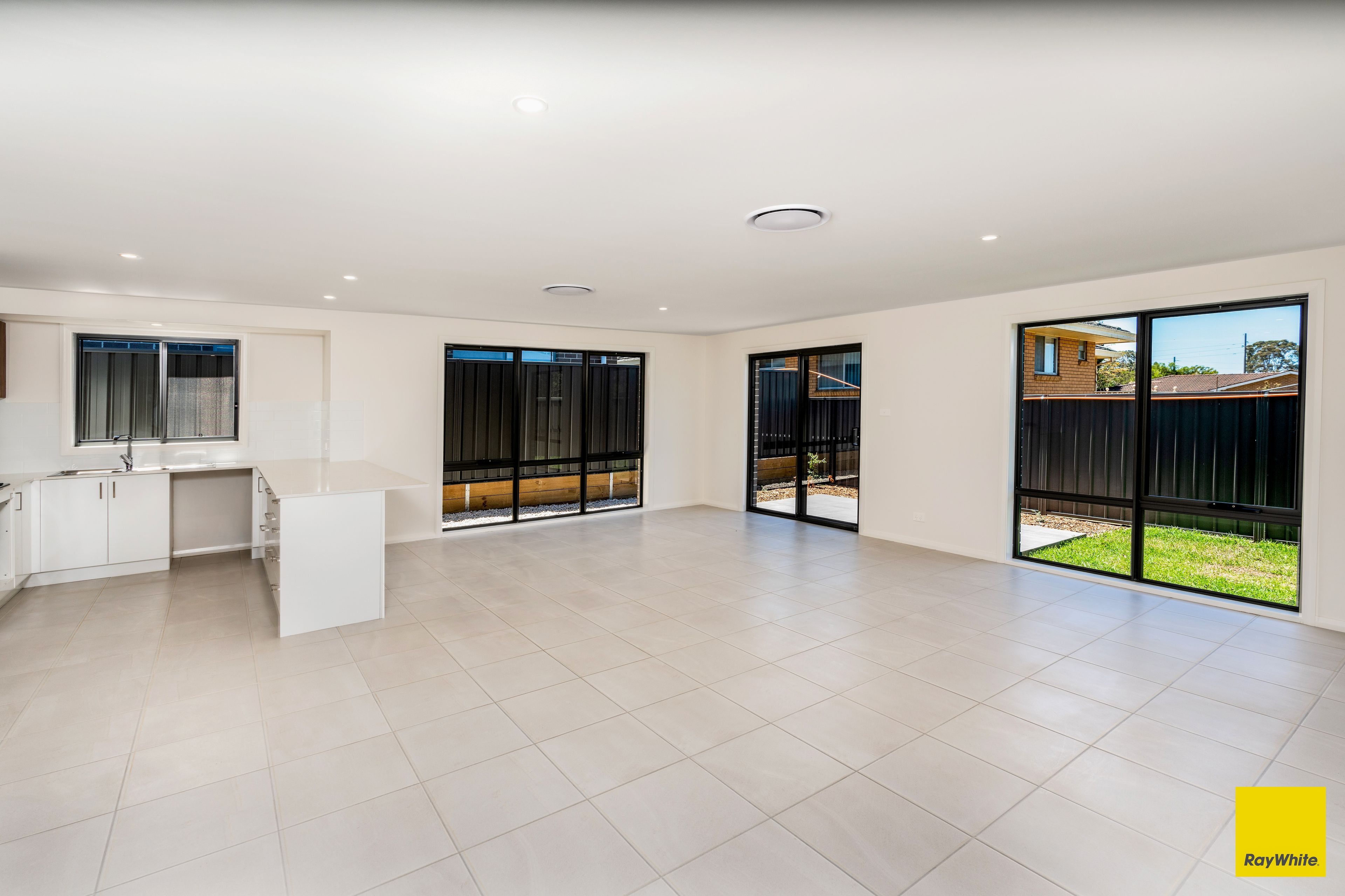 30/75 Yalwal Road, West Nowra, NSW 2541