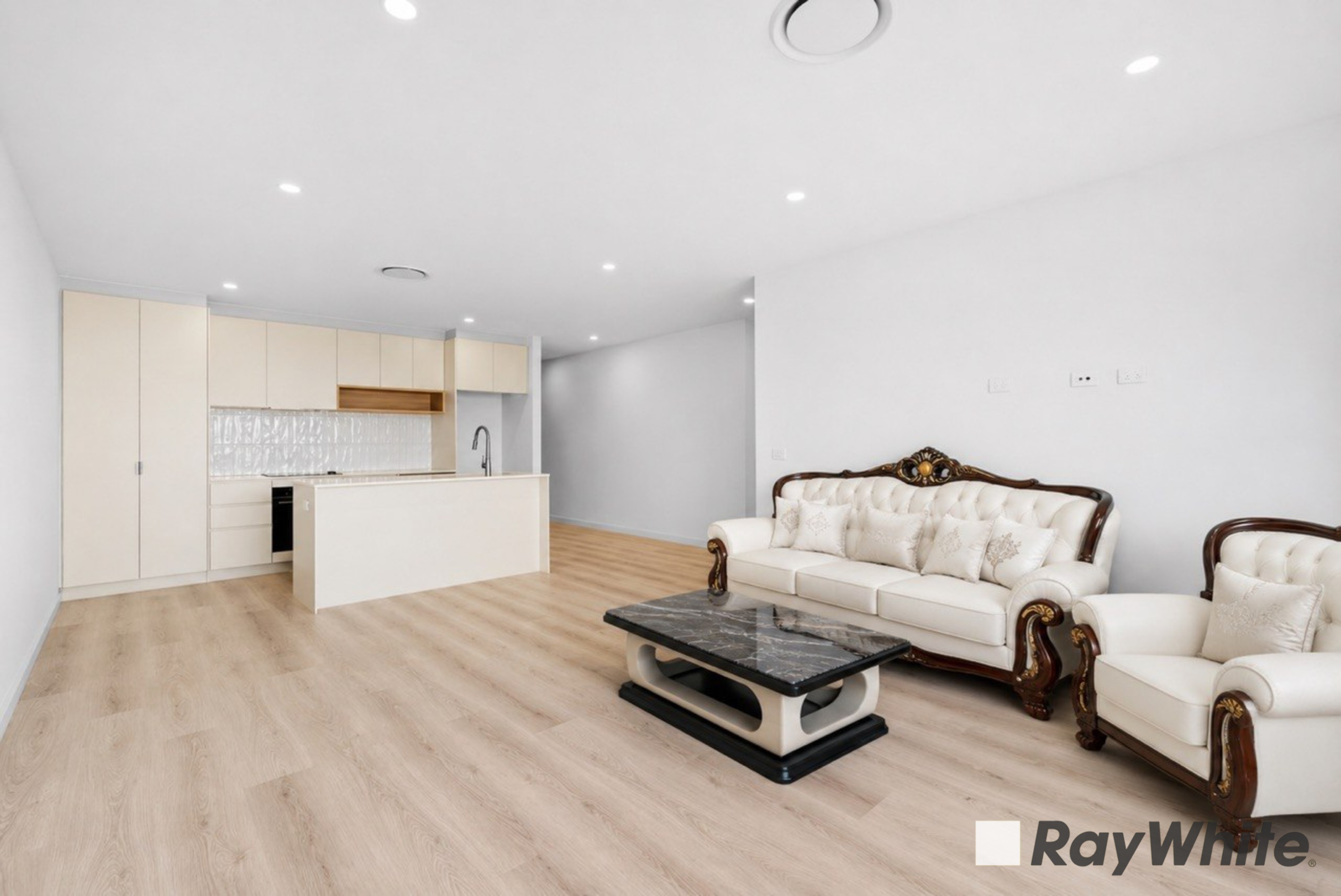 15 Jessfield Terrace, Cranbourne East, VIC 3977