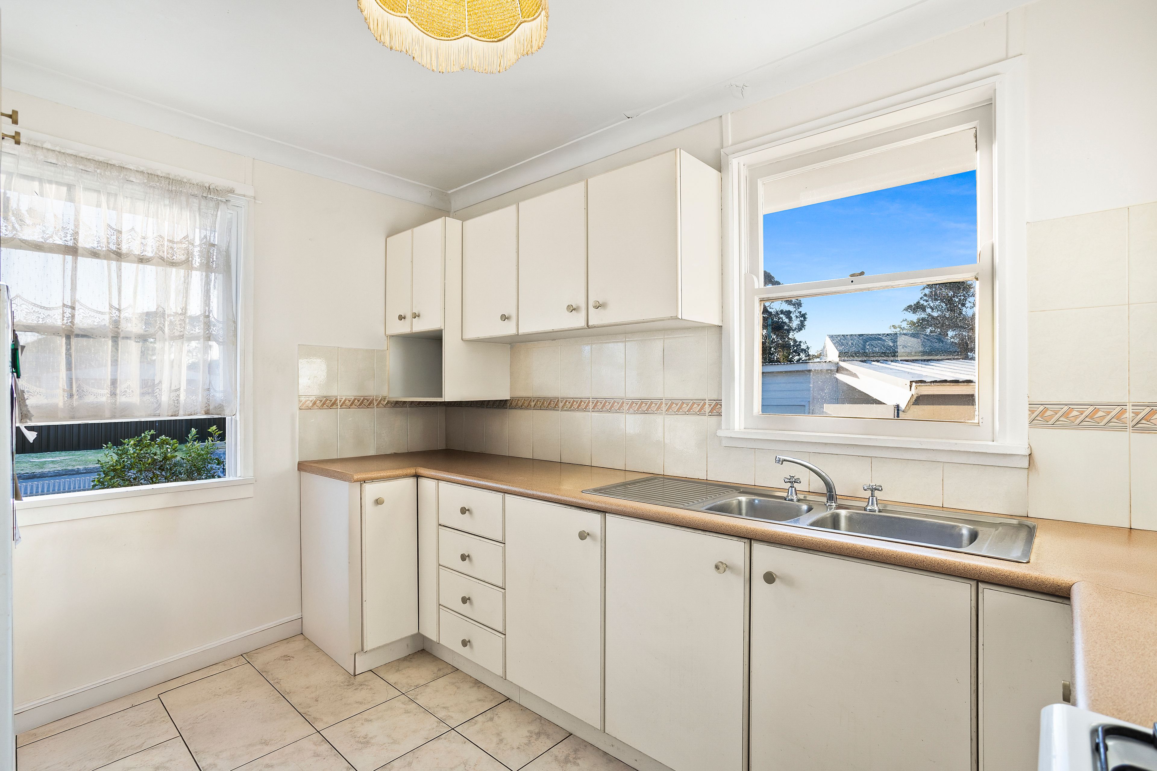 8 O'Neill Street, Warilla, NSW 2528