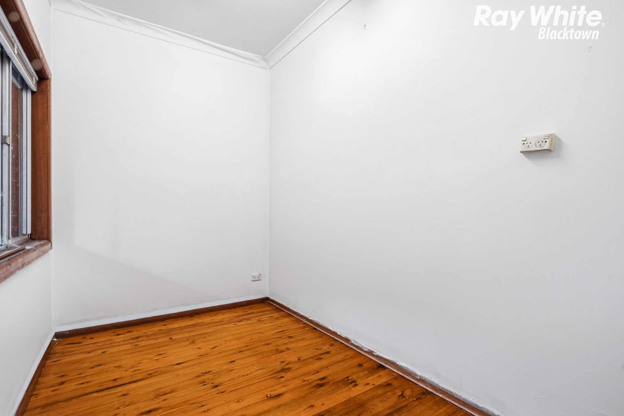 99 Wall Park Avenue — photo 8 of 14