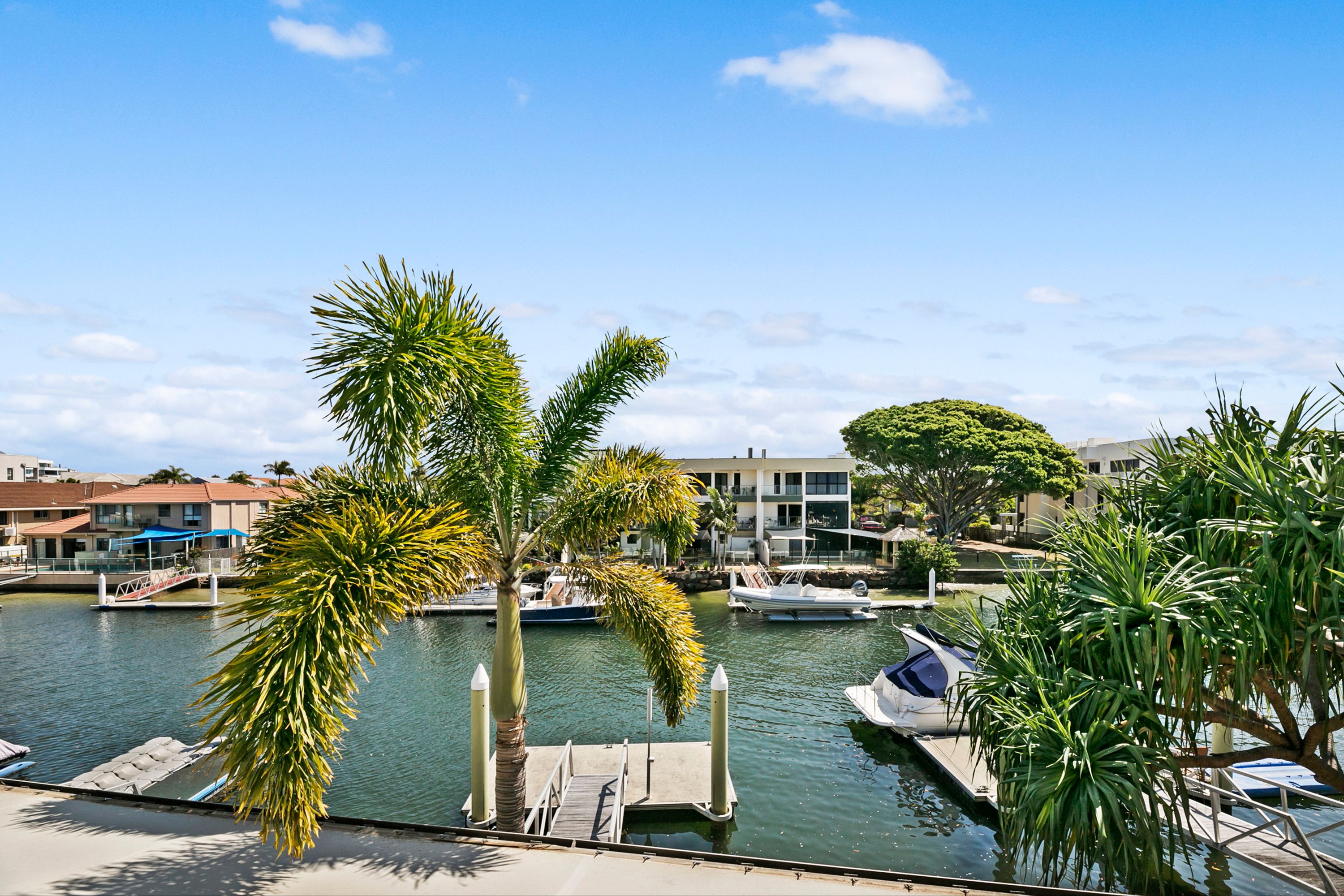 6/36 Oatland Esplanade, Runaway Bay, QLD 4216