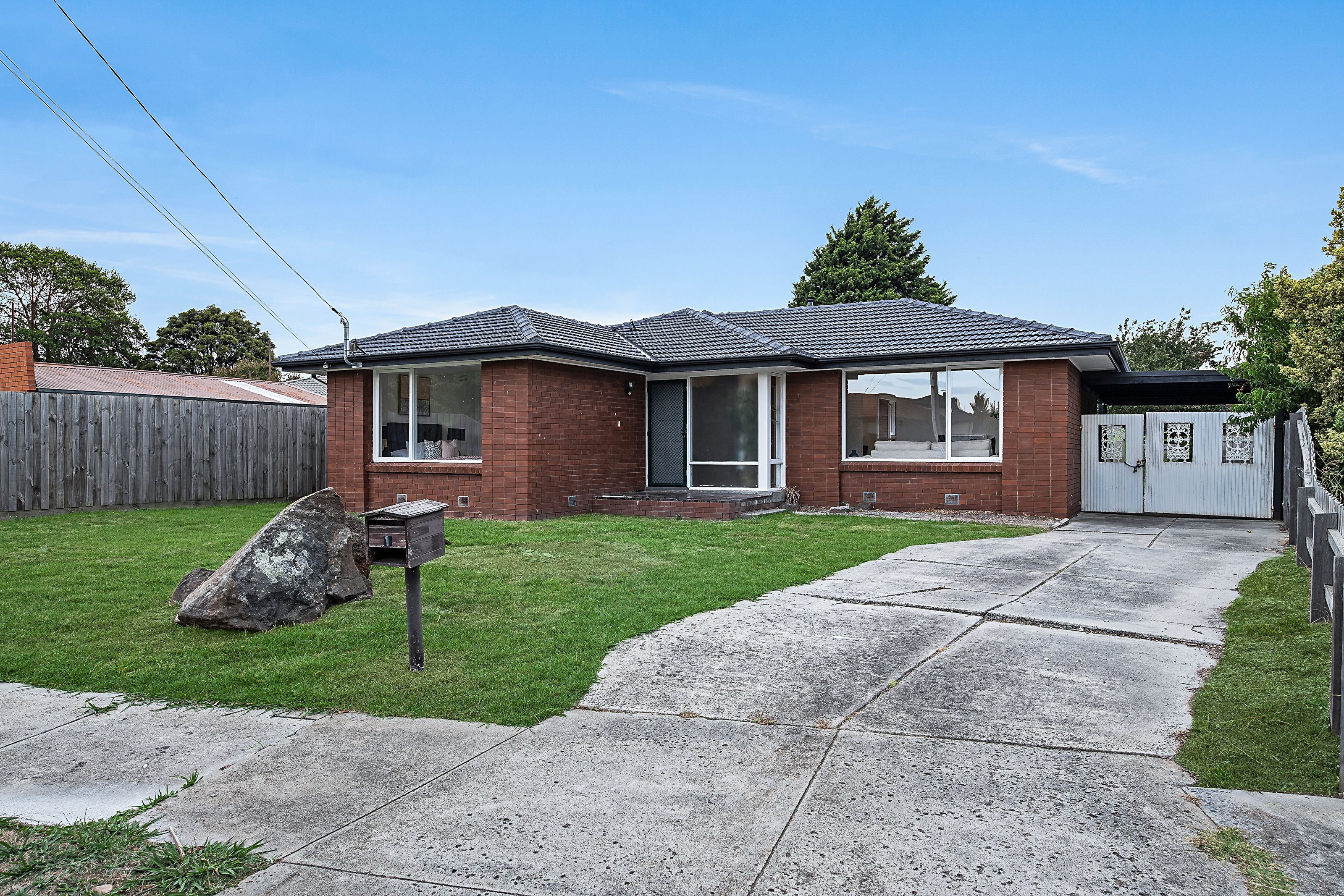 1 Millan Court, Glen Waverley VIC 3150