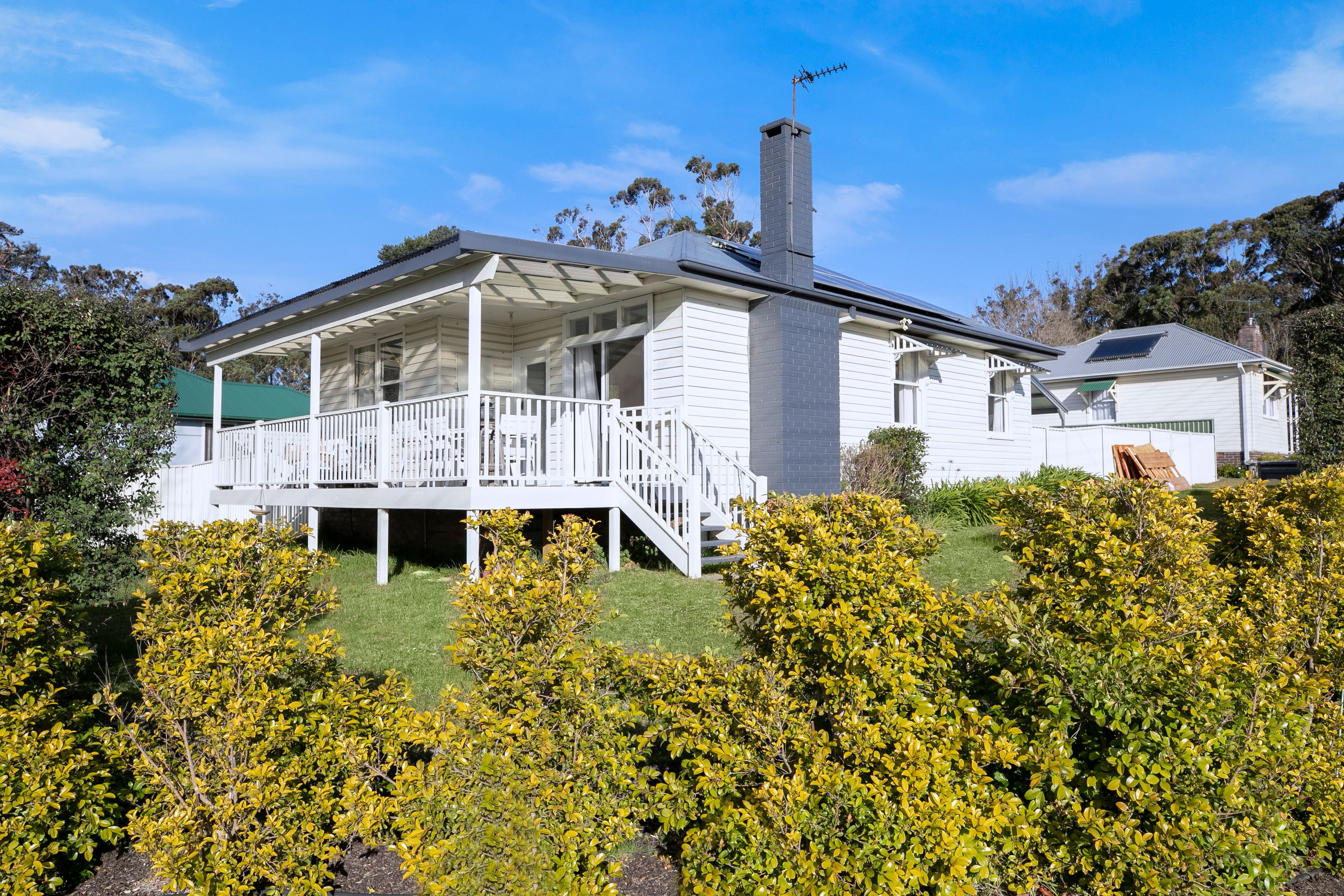 18 Oxley Drive, Mittagong NSW 2575