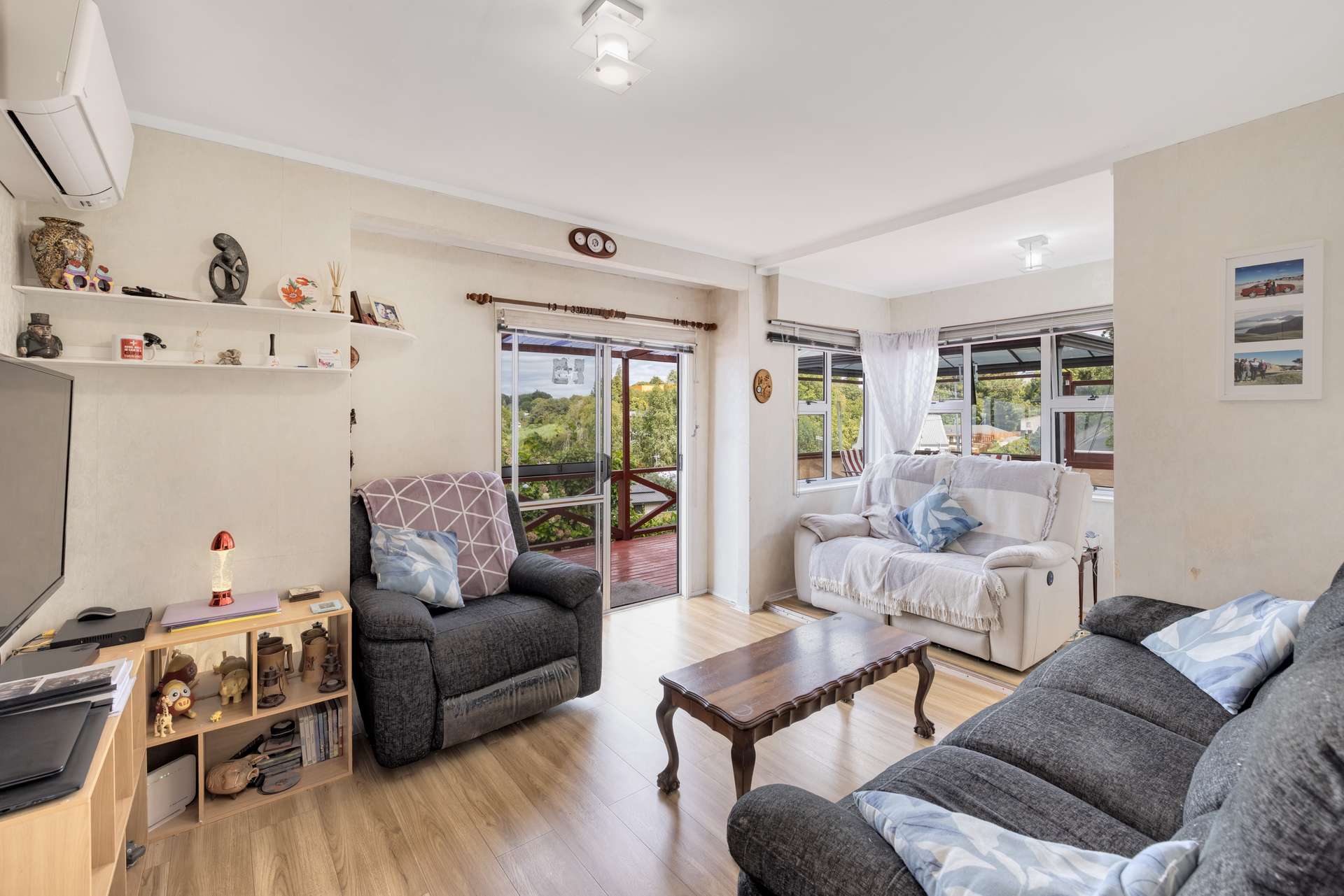 24 Courtney Road photo 5