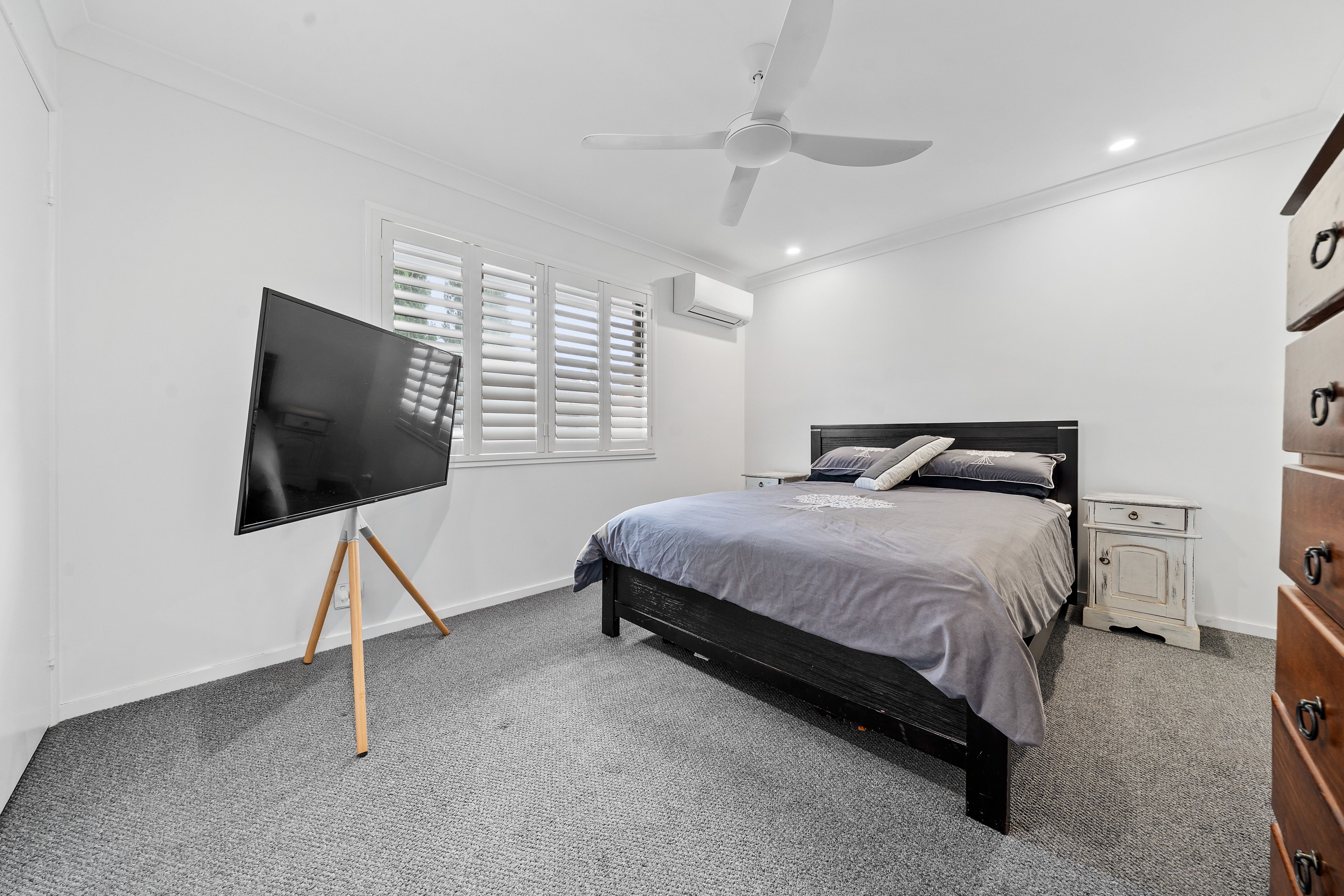 34/127 Barbaralla Drive — photo 12 of 21
