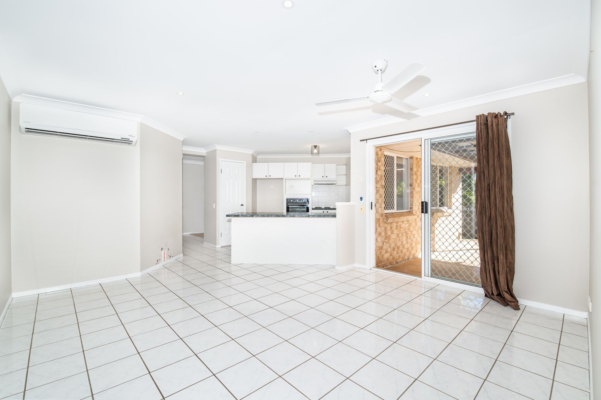 5 Oakblue Crescent, Kallangur, QLD 4503