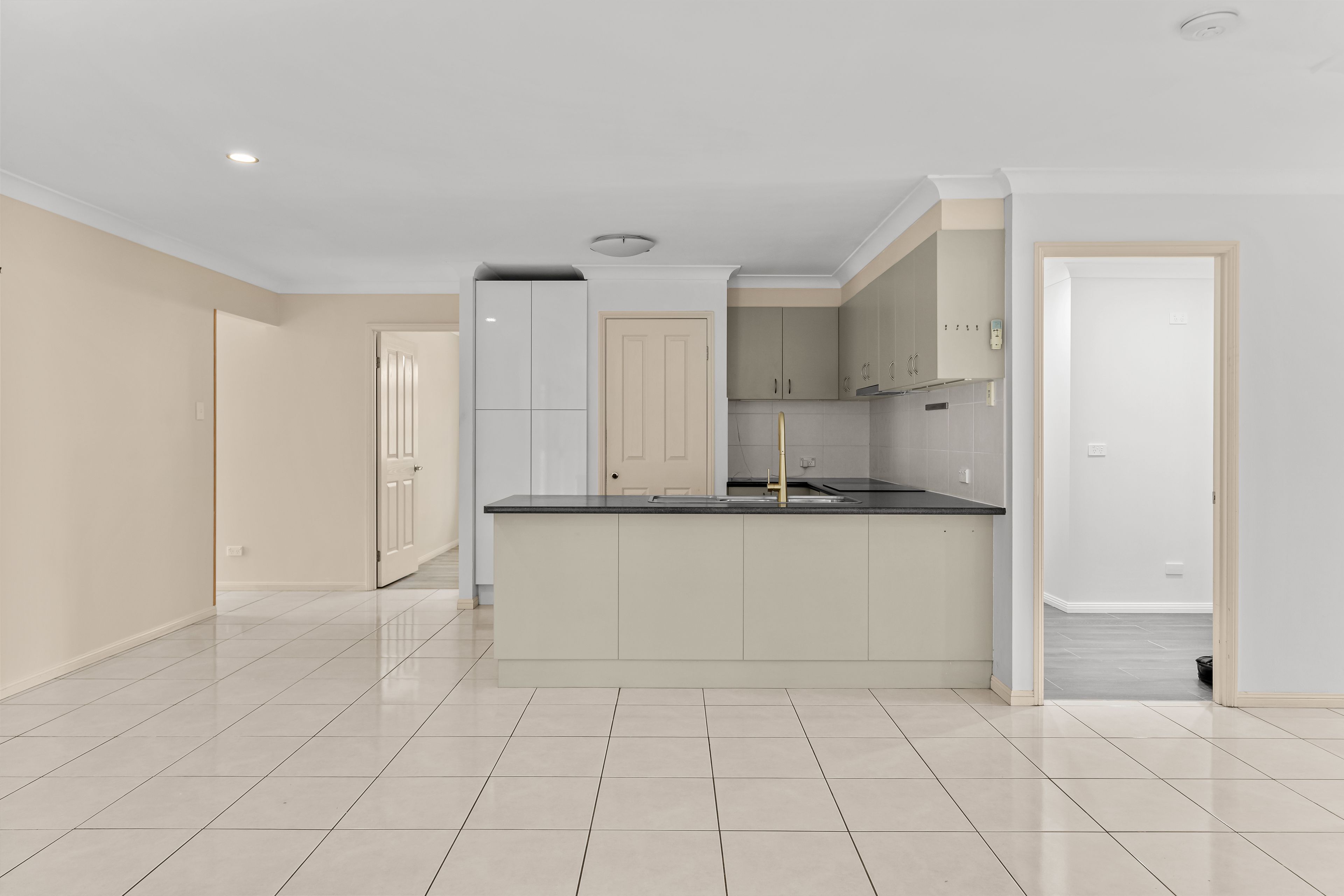 7 Zoe Place — photo 6 of 30