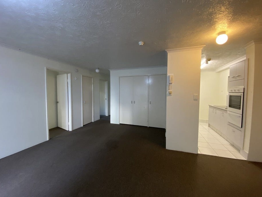 2/418 Marine Parade, Biggera Waters, QLD 4216