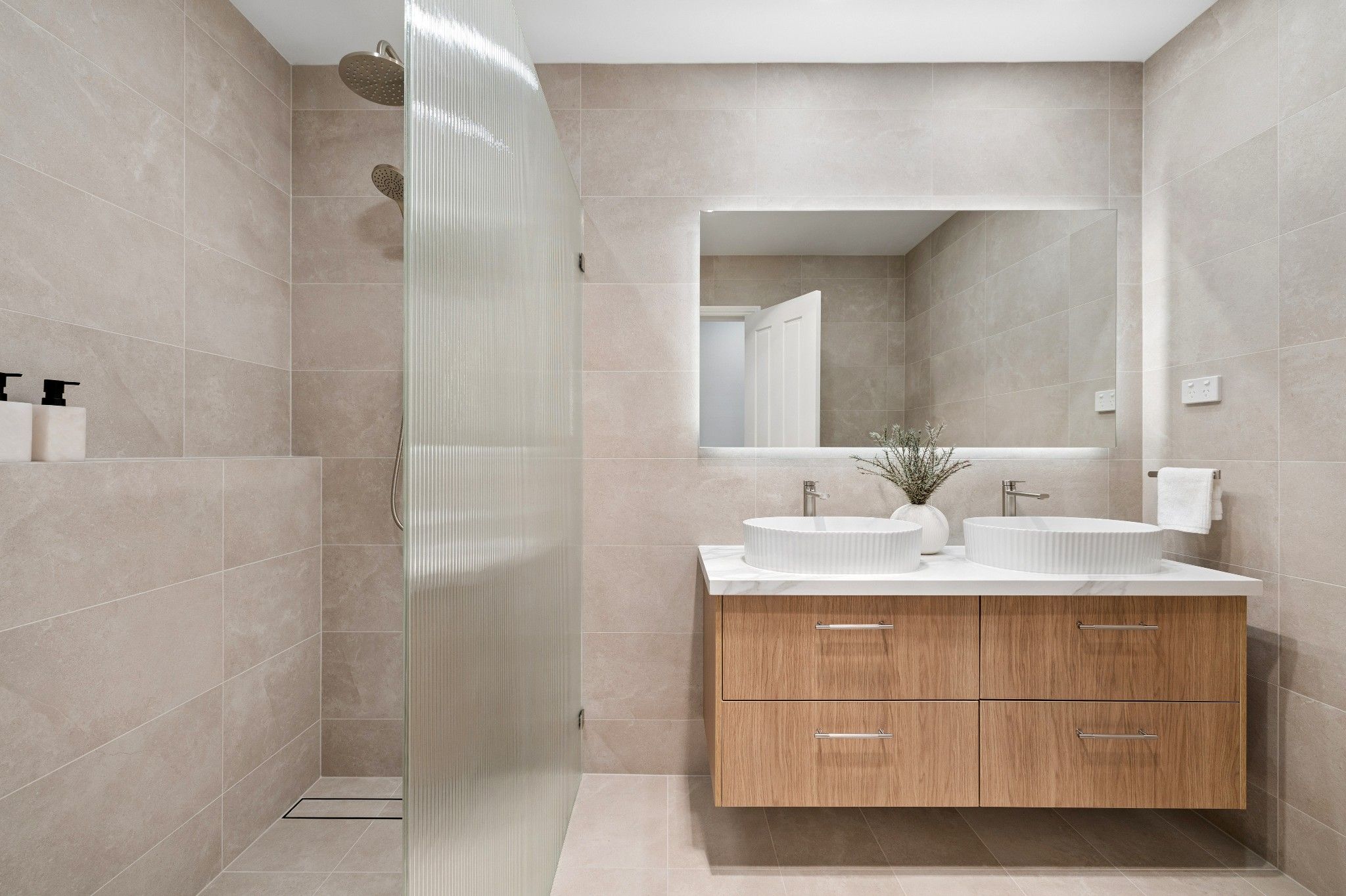 136/15 Hale Road — photo 7 of 14