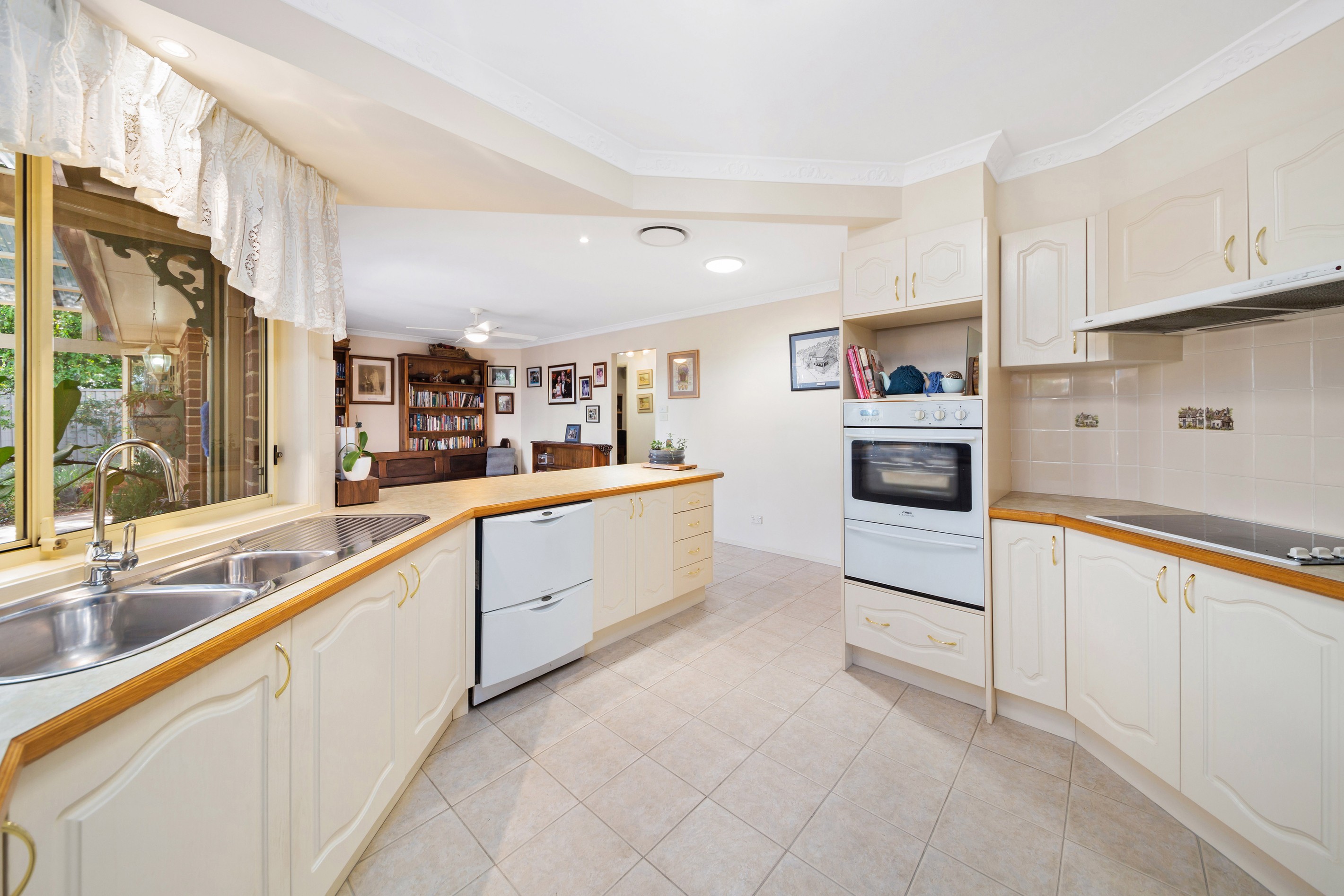 17 Berry Grove, Menai, NSW 2234