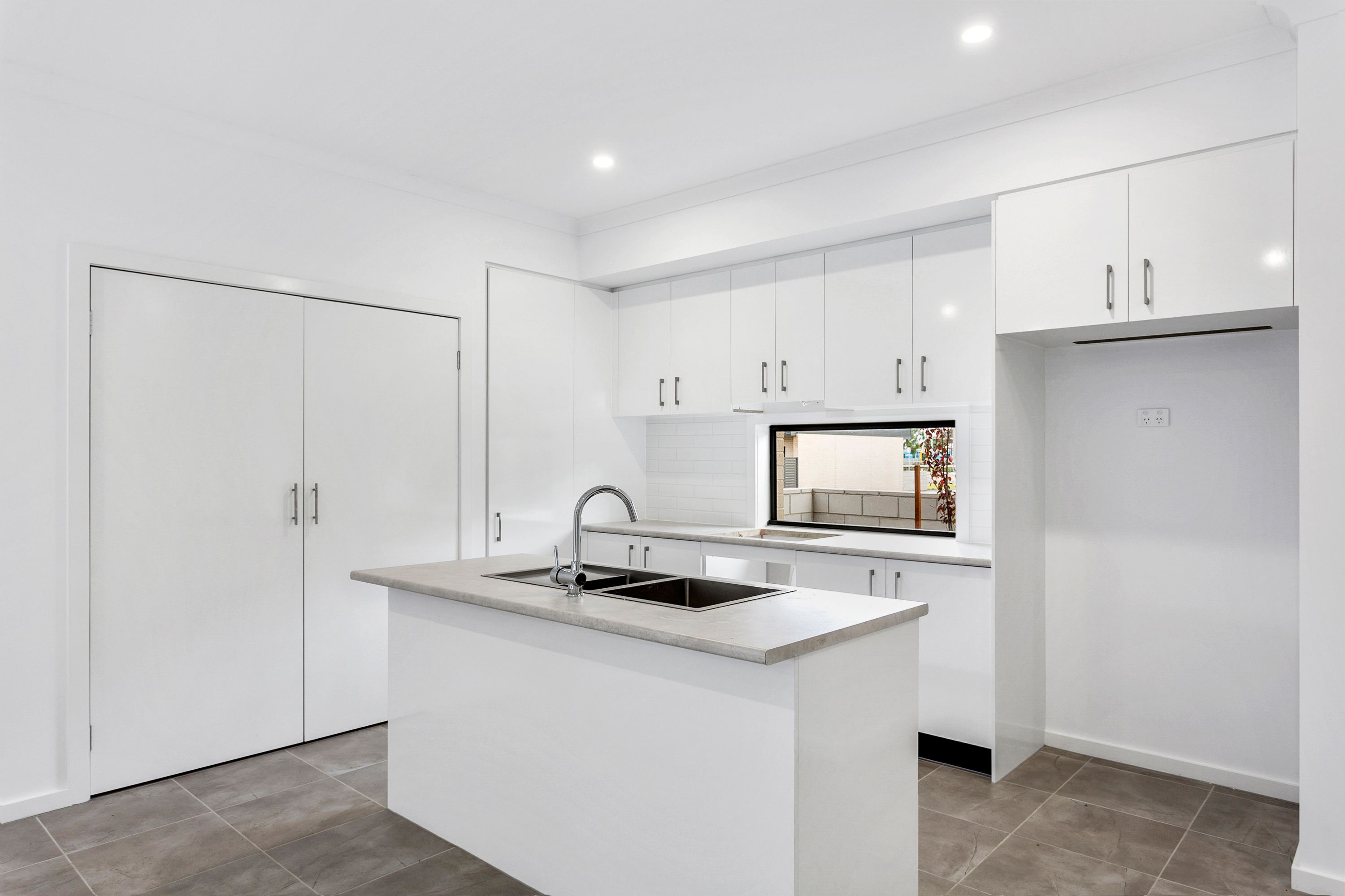 17 Valrena Way, Pakenham, VIC 3810