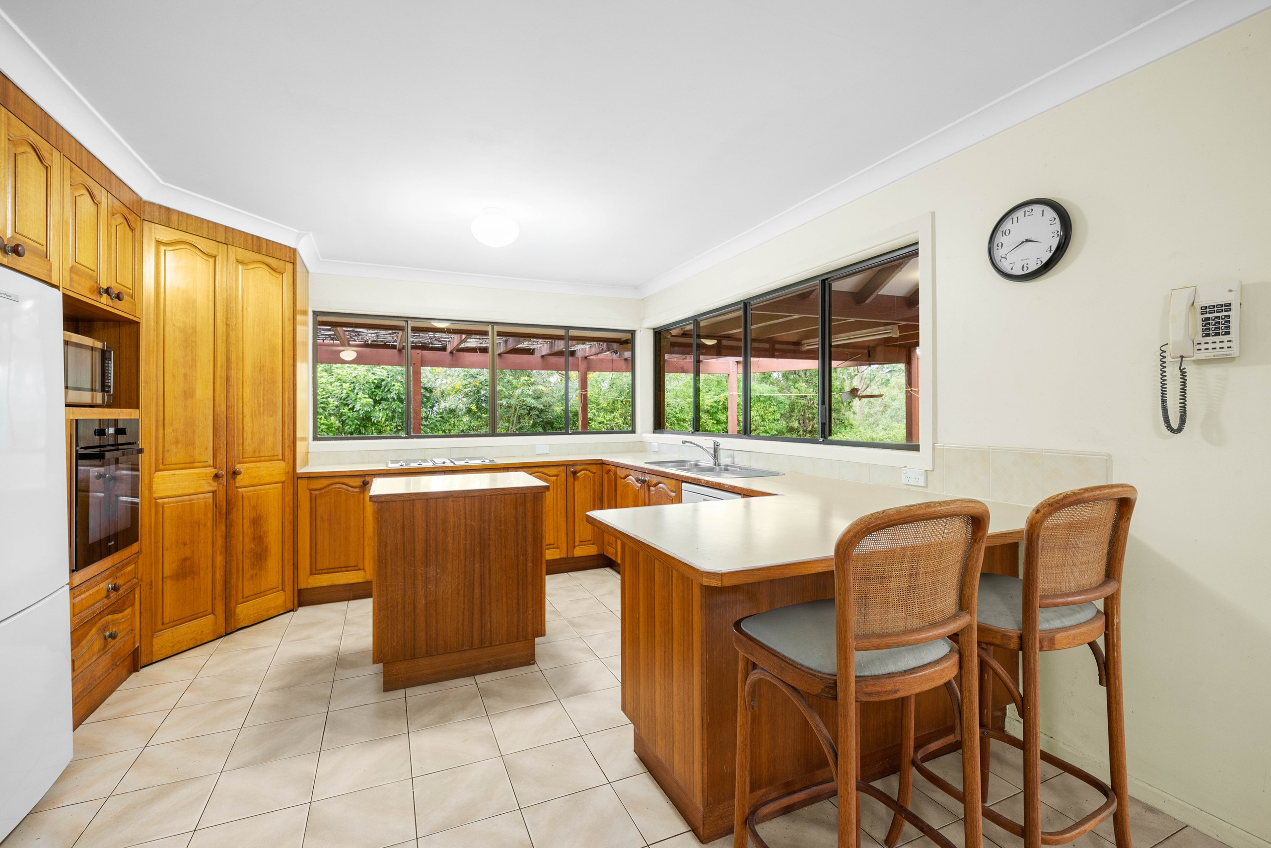 15 Routledge Court, Clear Mountain, QLD 4500
