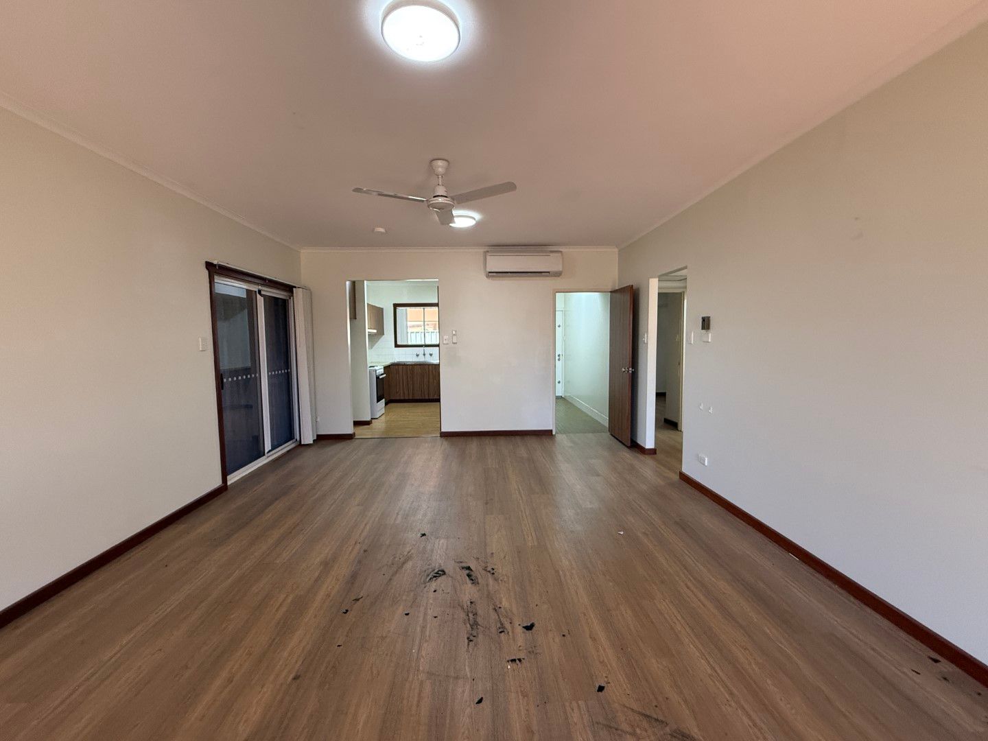 25 Nickol Road — photo 3 of 24