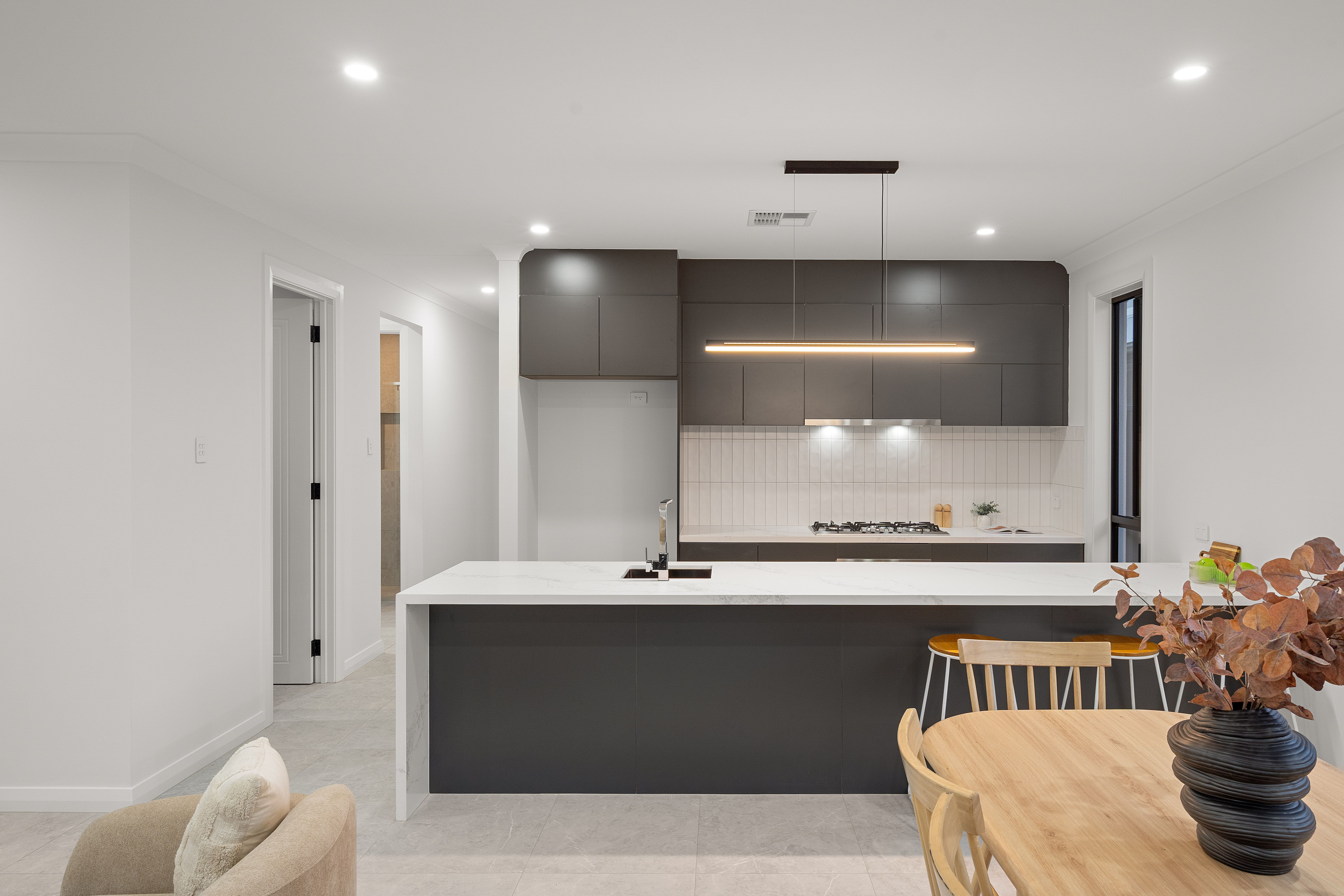 10 Kimberley Avenue — photo 9 of 24