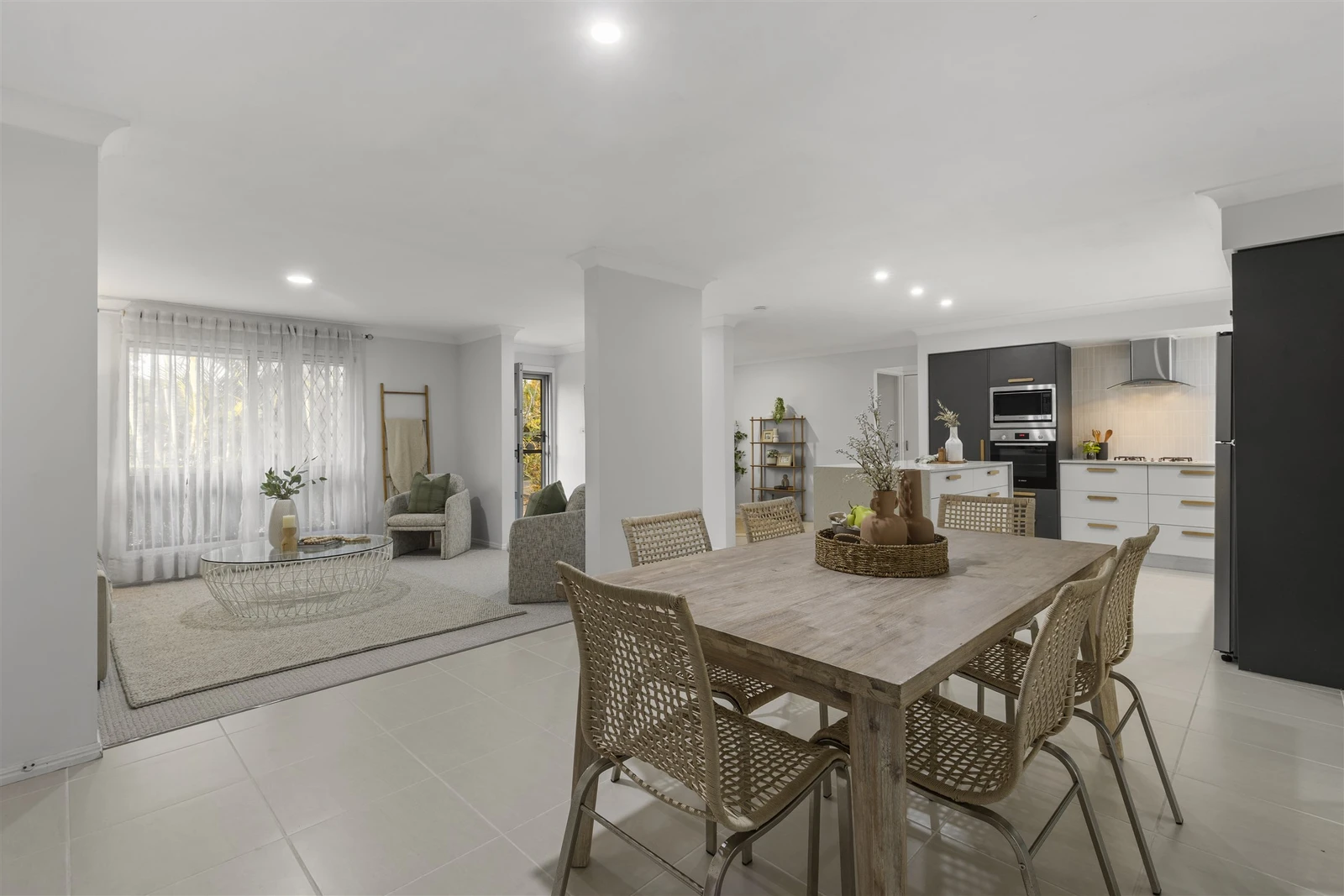 4 Fiesta Court, Everton Hills, QLD 4053