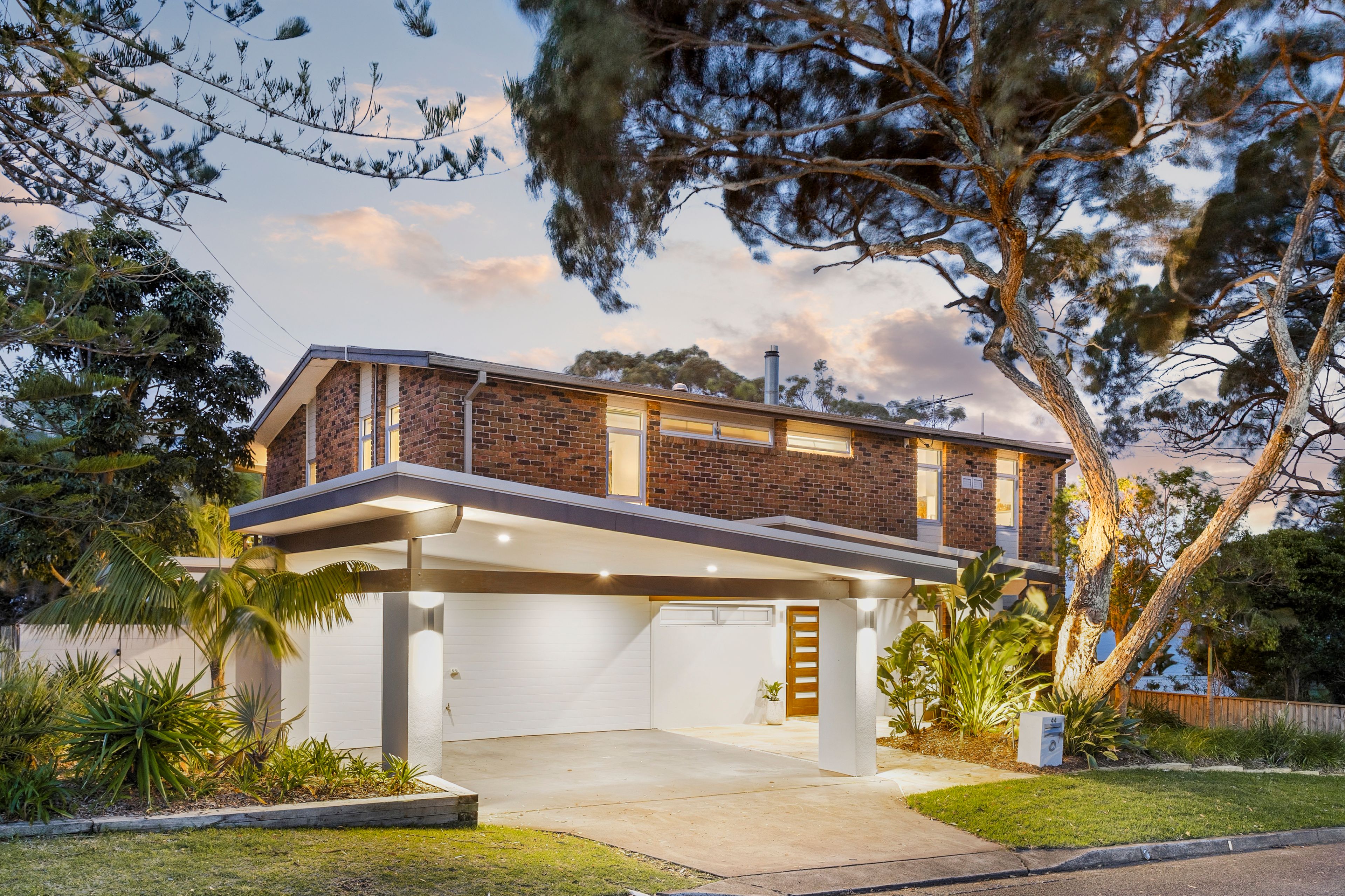 44 Bertana Crescent — photo 4 of 21