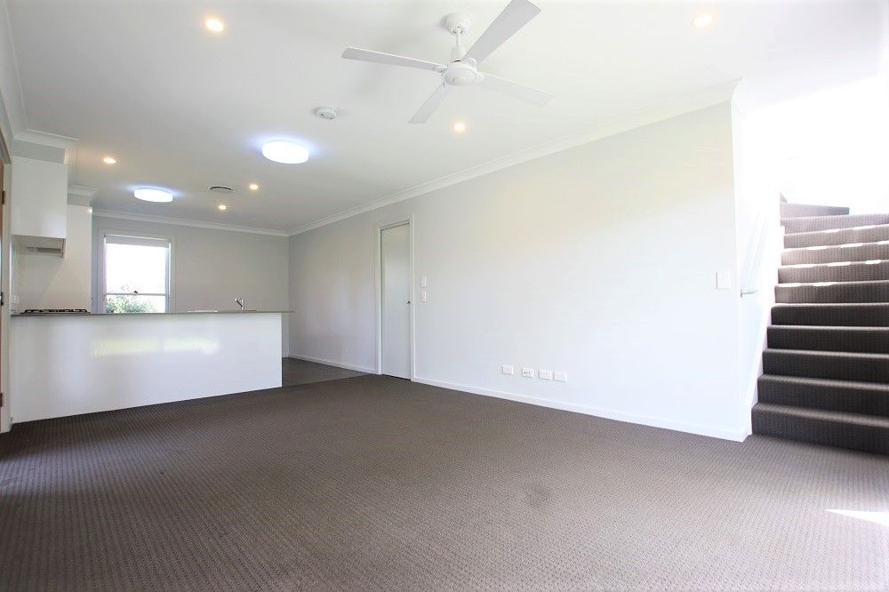 26 Mellish Parade, Glenfield, NSW 2167