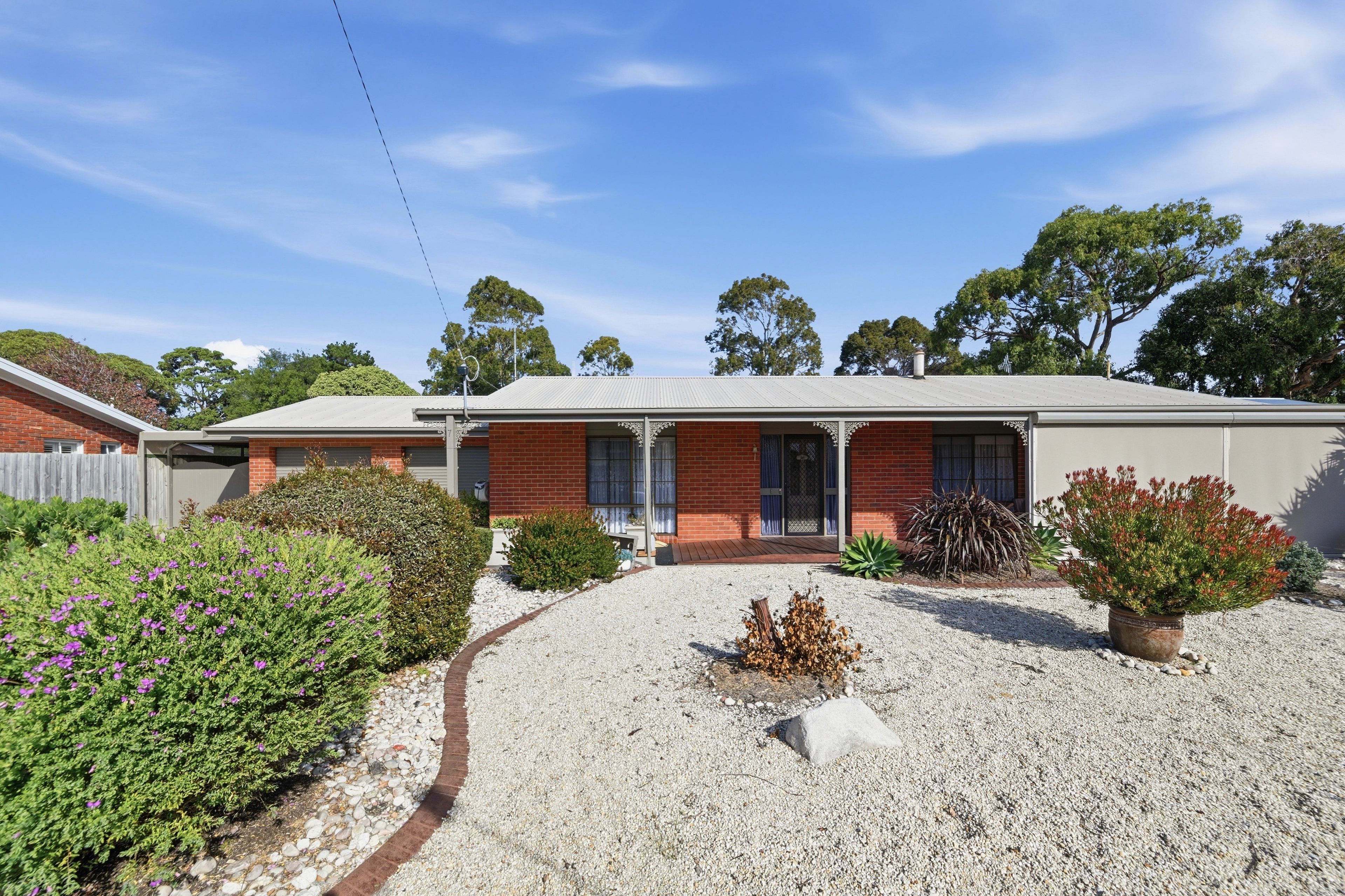 7 Stewart Avenue, Inverloch, VIC 3996
