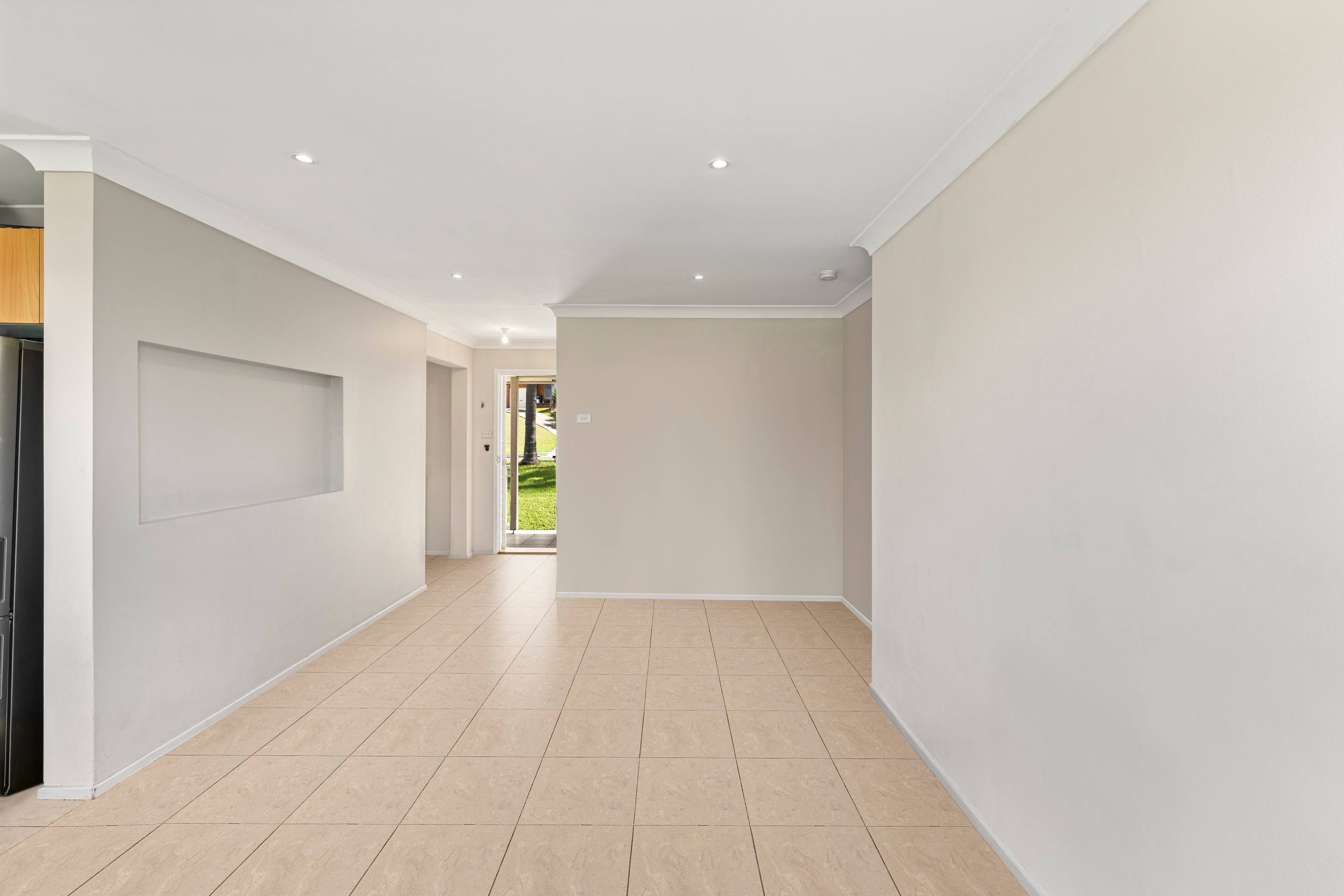 76 Crispsparkle Drive, Ambarvale, NSW 2560