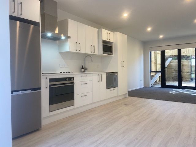 2/27 Price Crescent, Mt Wellington, Auckland City