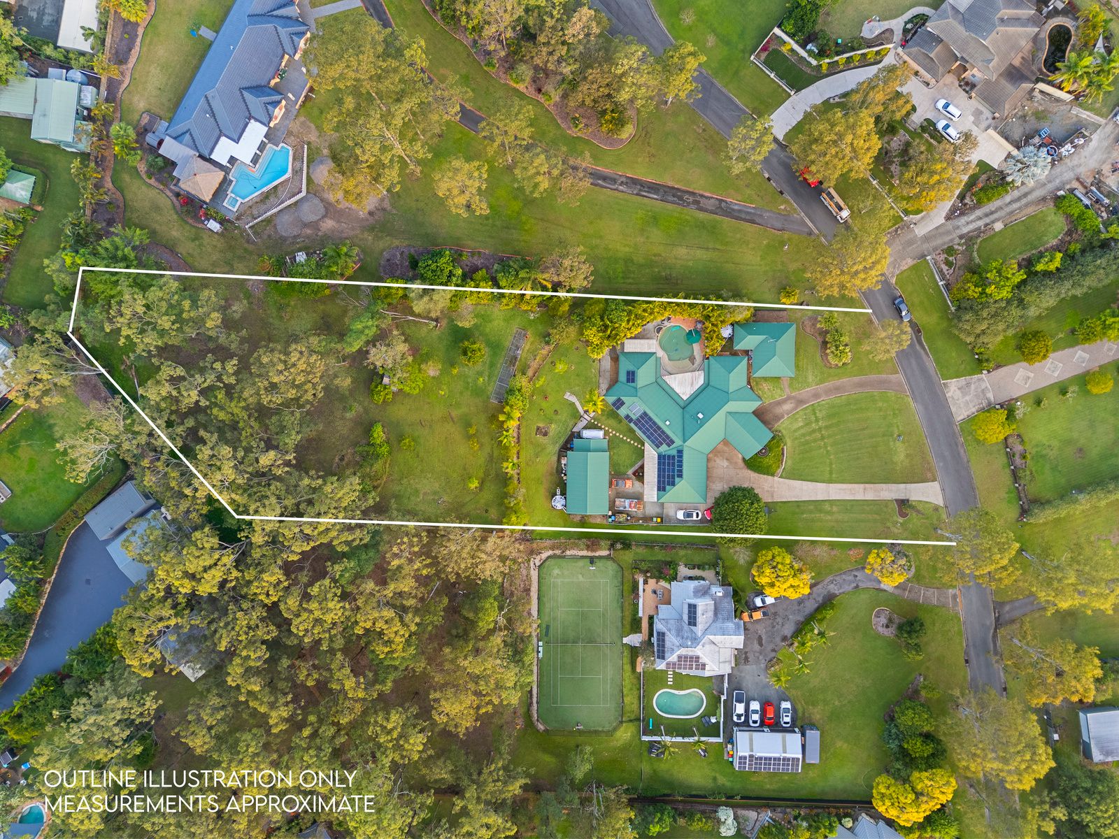 10 Ewingar Court — photo from Ray White Runaway Bay