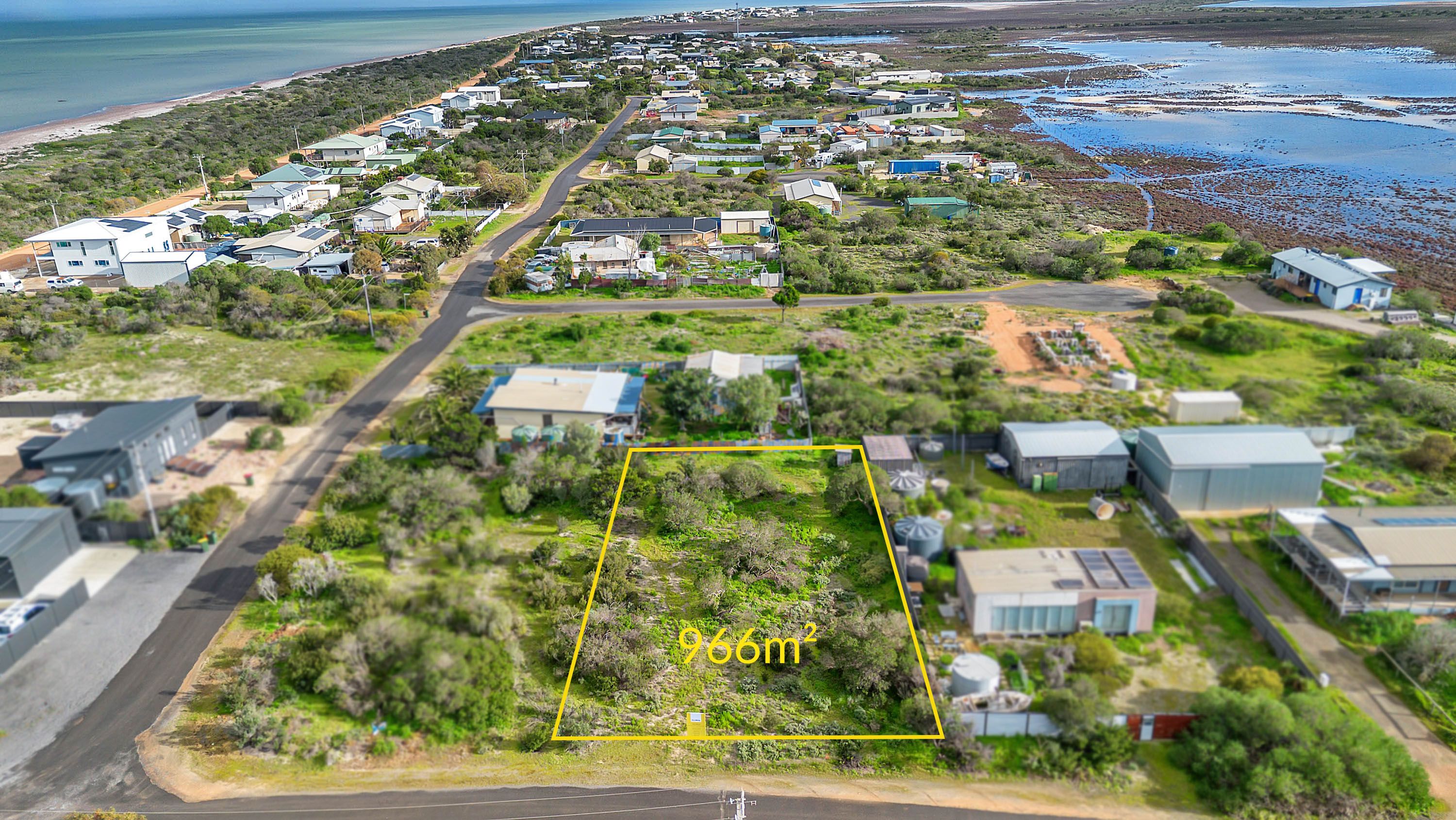 7 Petrel Crescent, Thompson Beach, SA 5501
