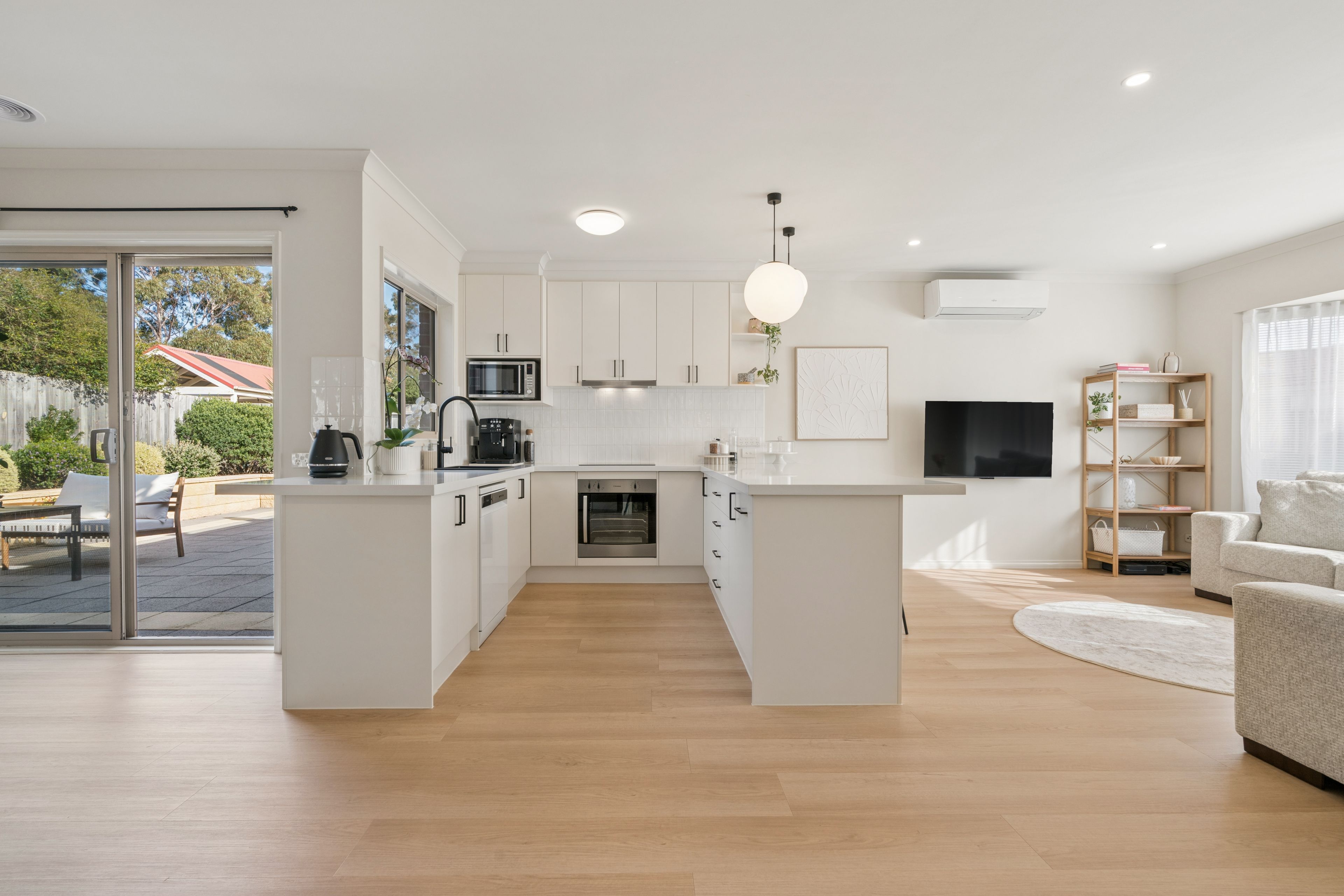11/165 North Road — photo from Ray White Langwarrin
