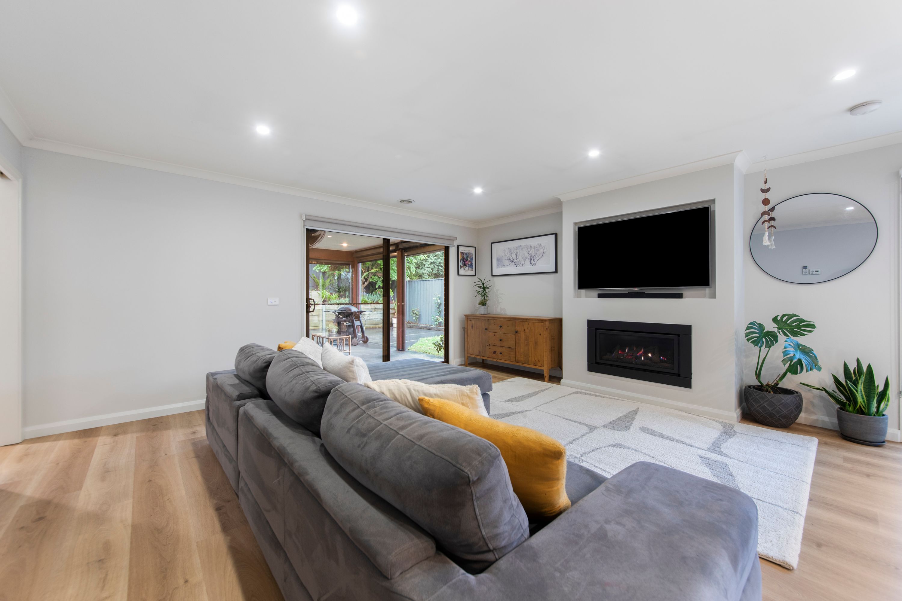 5 Belmont Crescent — photo 11 of 30