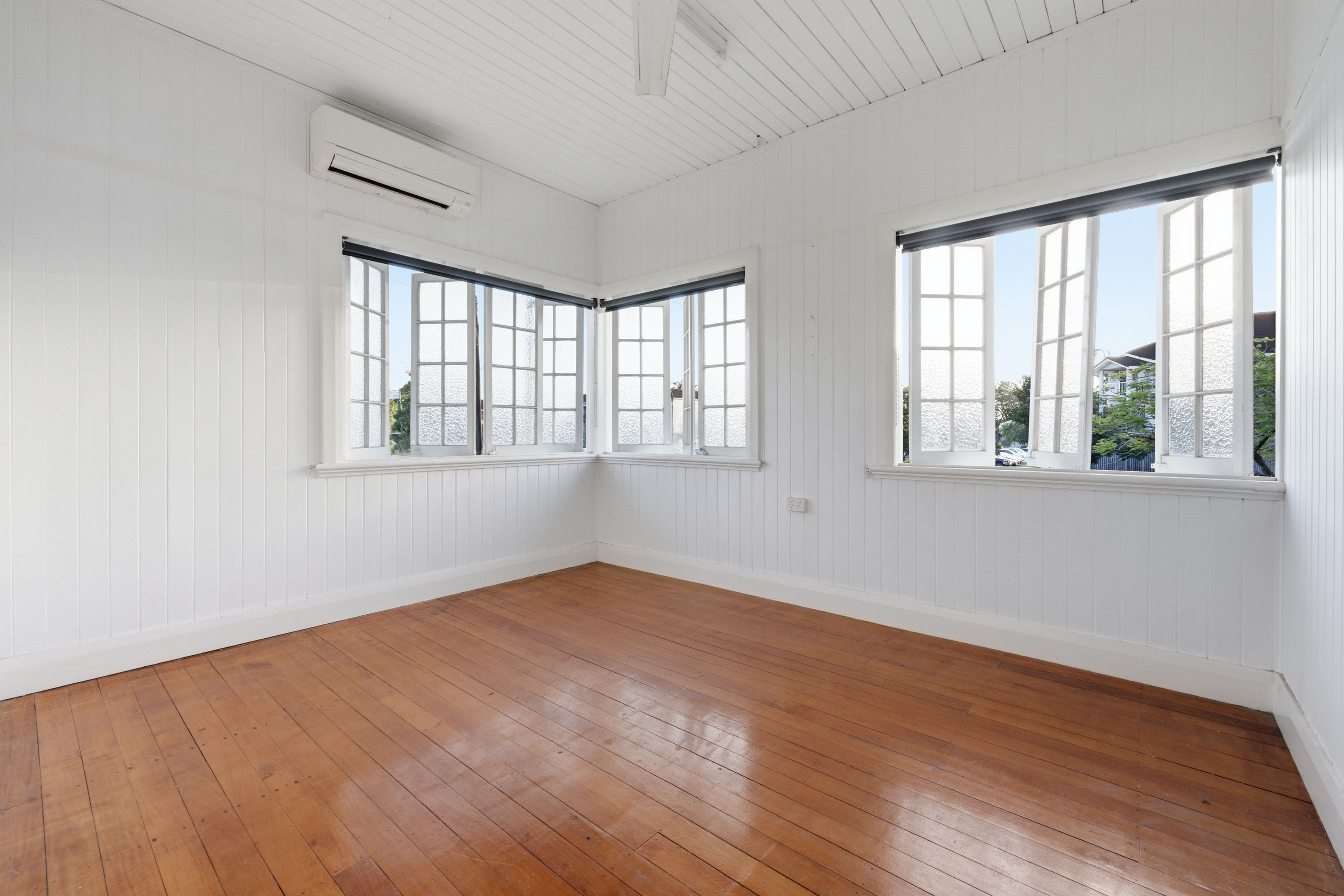 209 Mcleod Street — photo 9 of 16