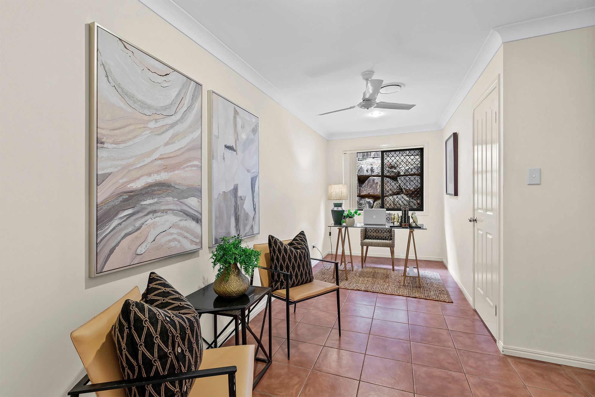 151 Saturn Crescent — photo 9 of 22