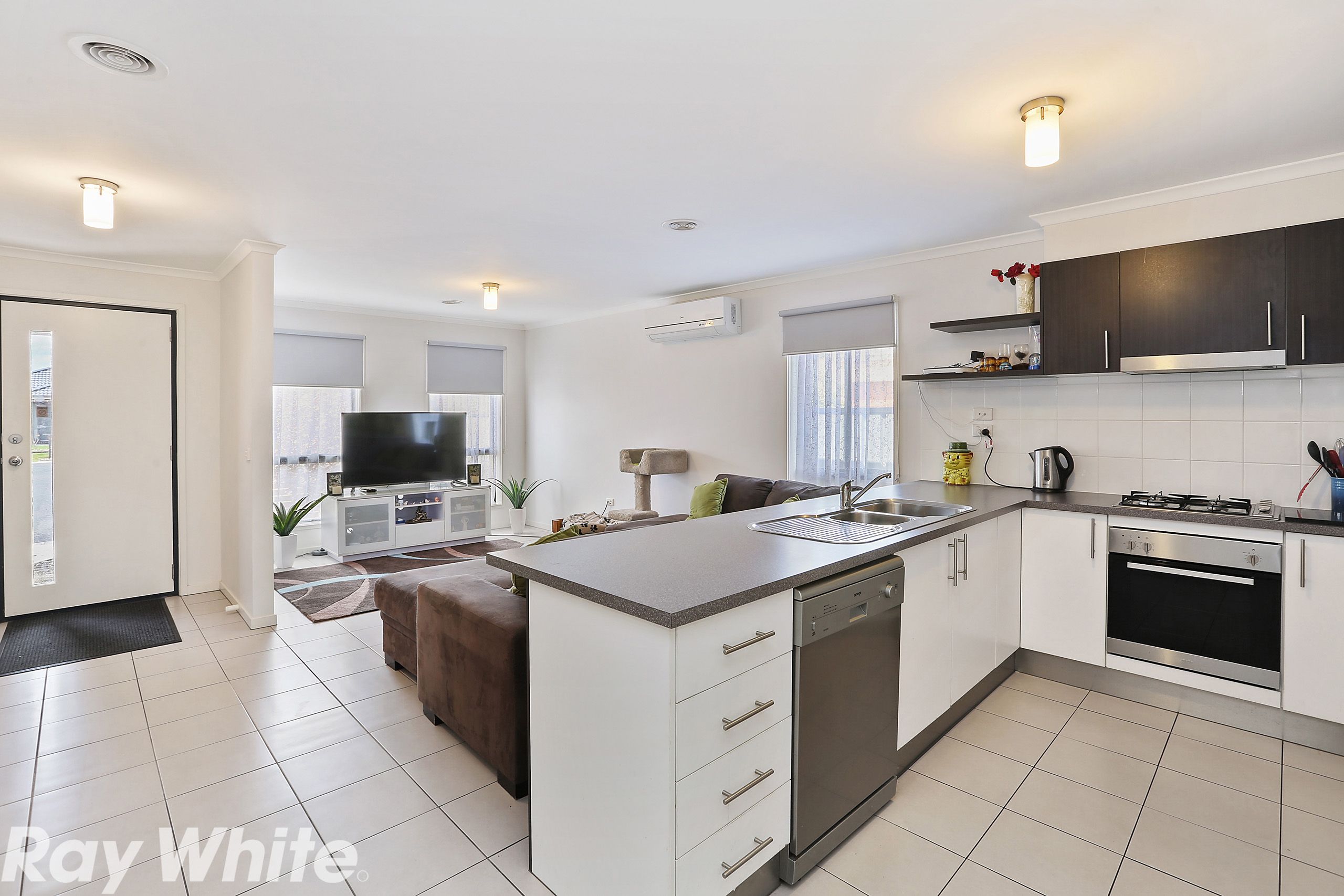 13 Raymond George Place, Lara, VIC 3212