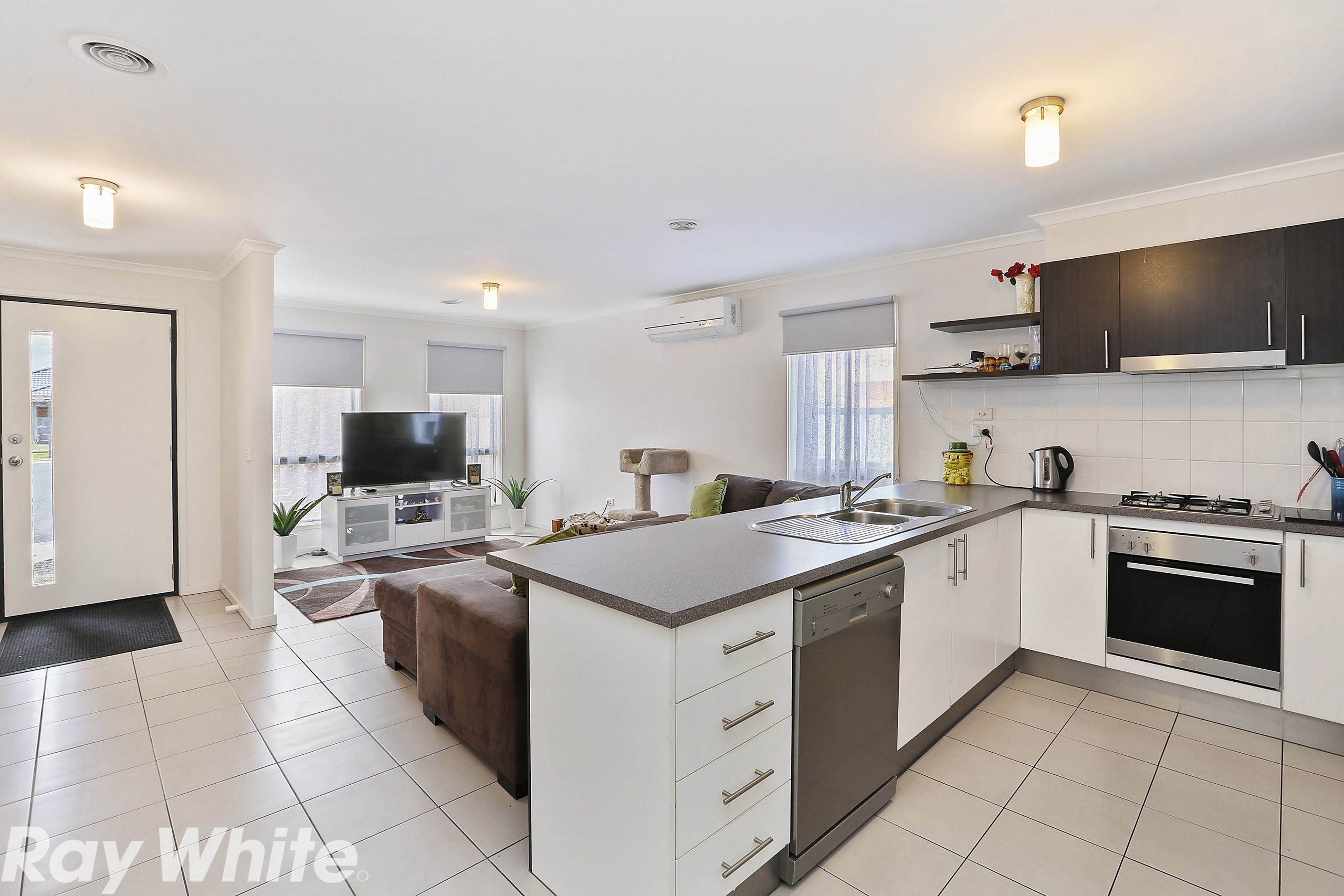 13 Raymond George Place, Lara, VIC 3212