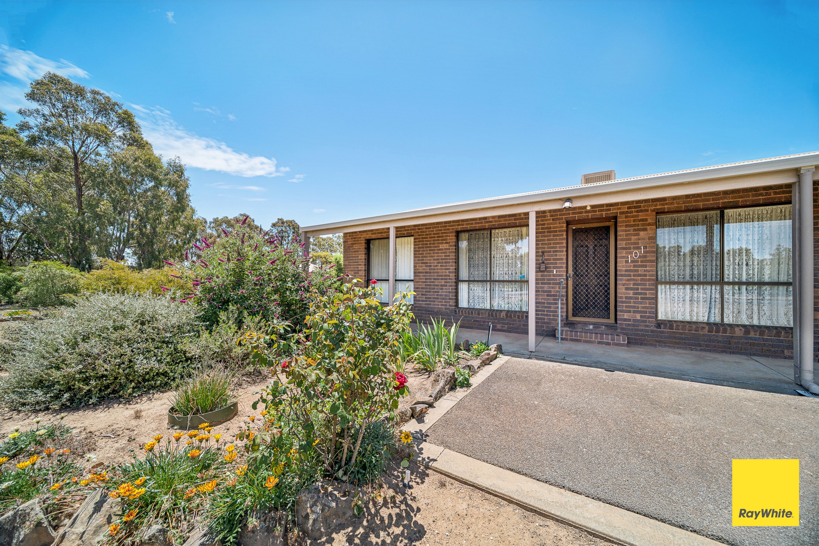 101 Strickland Street, Ascot, VIC 3551