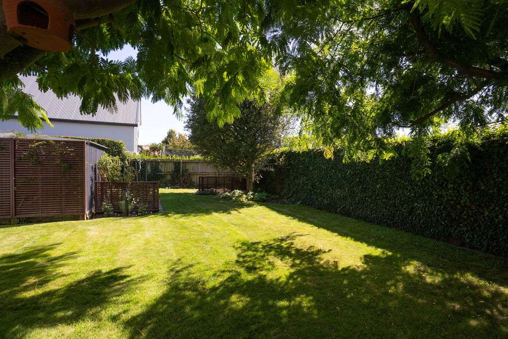 82A Withells Road photo 43