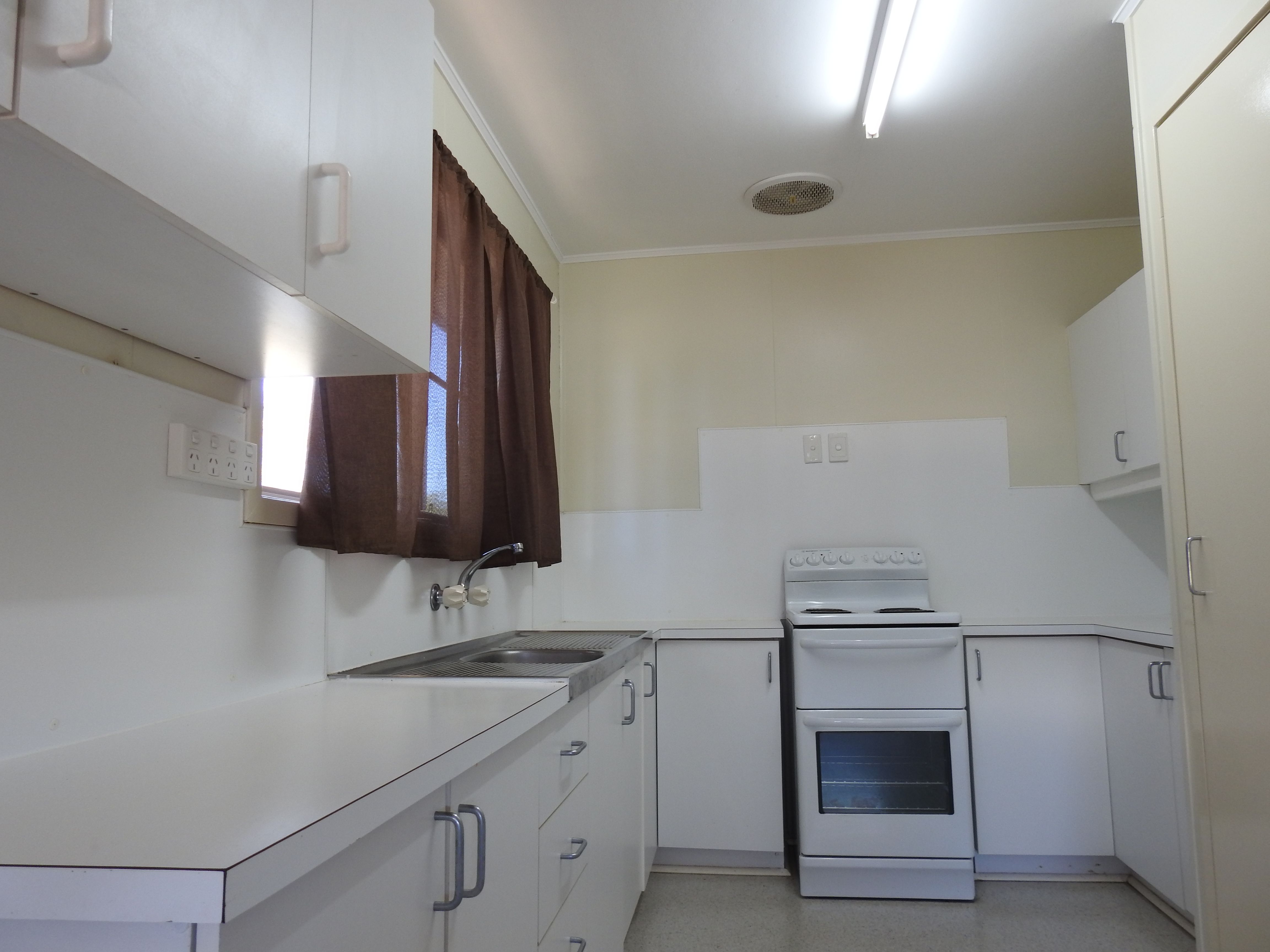 27 Cypress Street, Barcaldine, QLD 4725