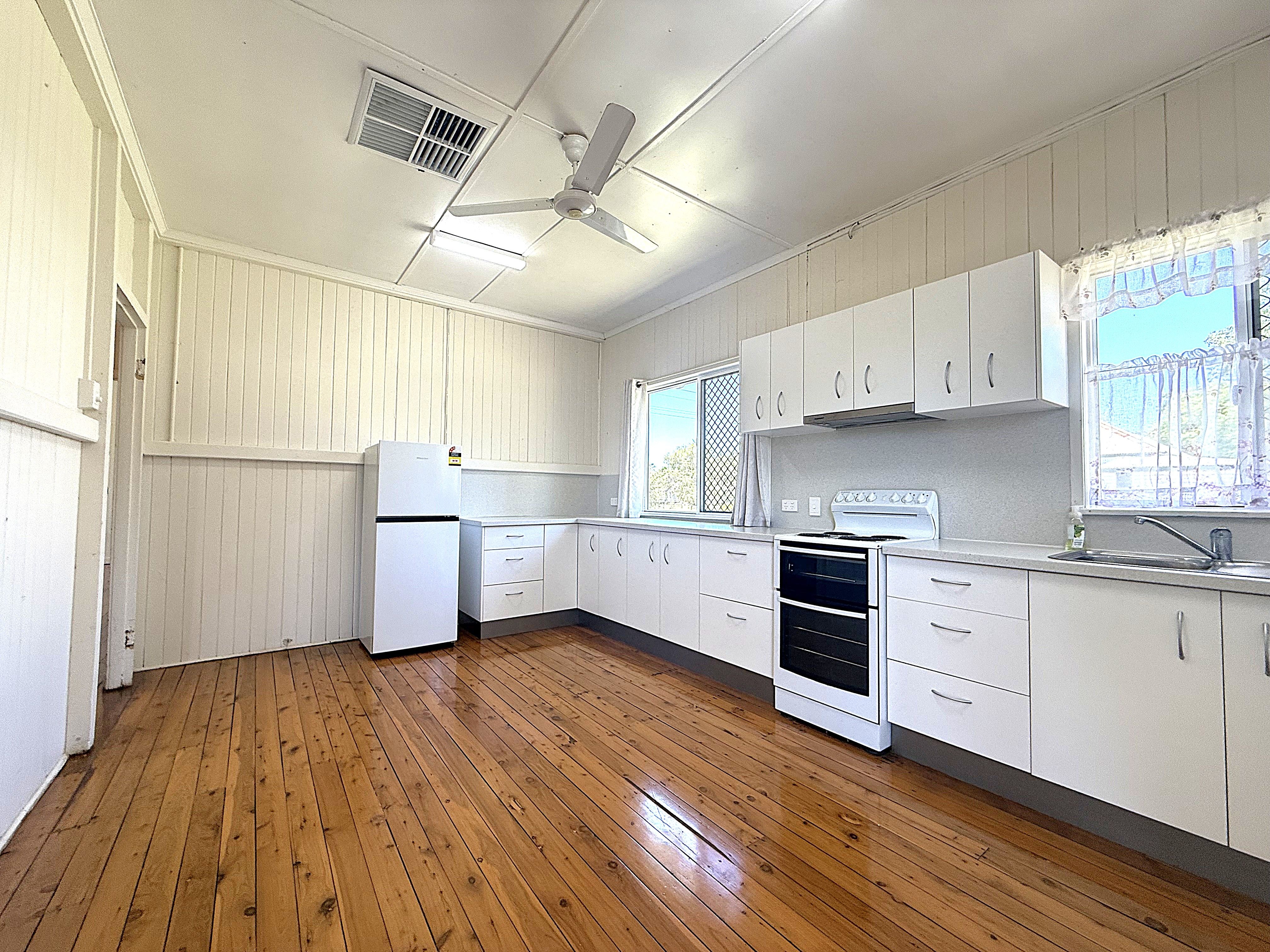 112 Fir Street, Barcaldine, QLD 4725