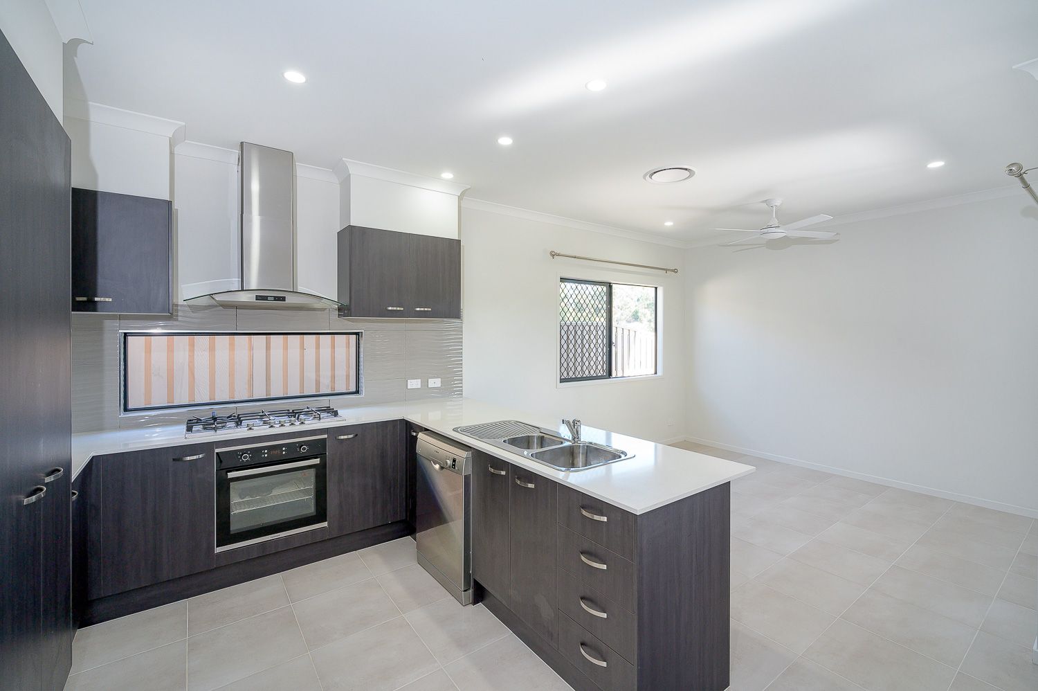 130 Macquarie Circuit, Fitzgibbon, QLD 4018