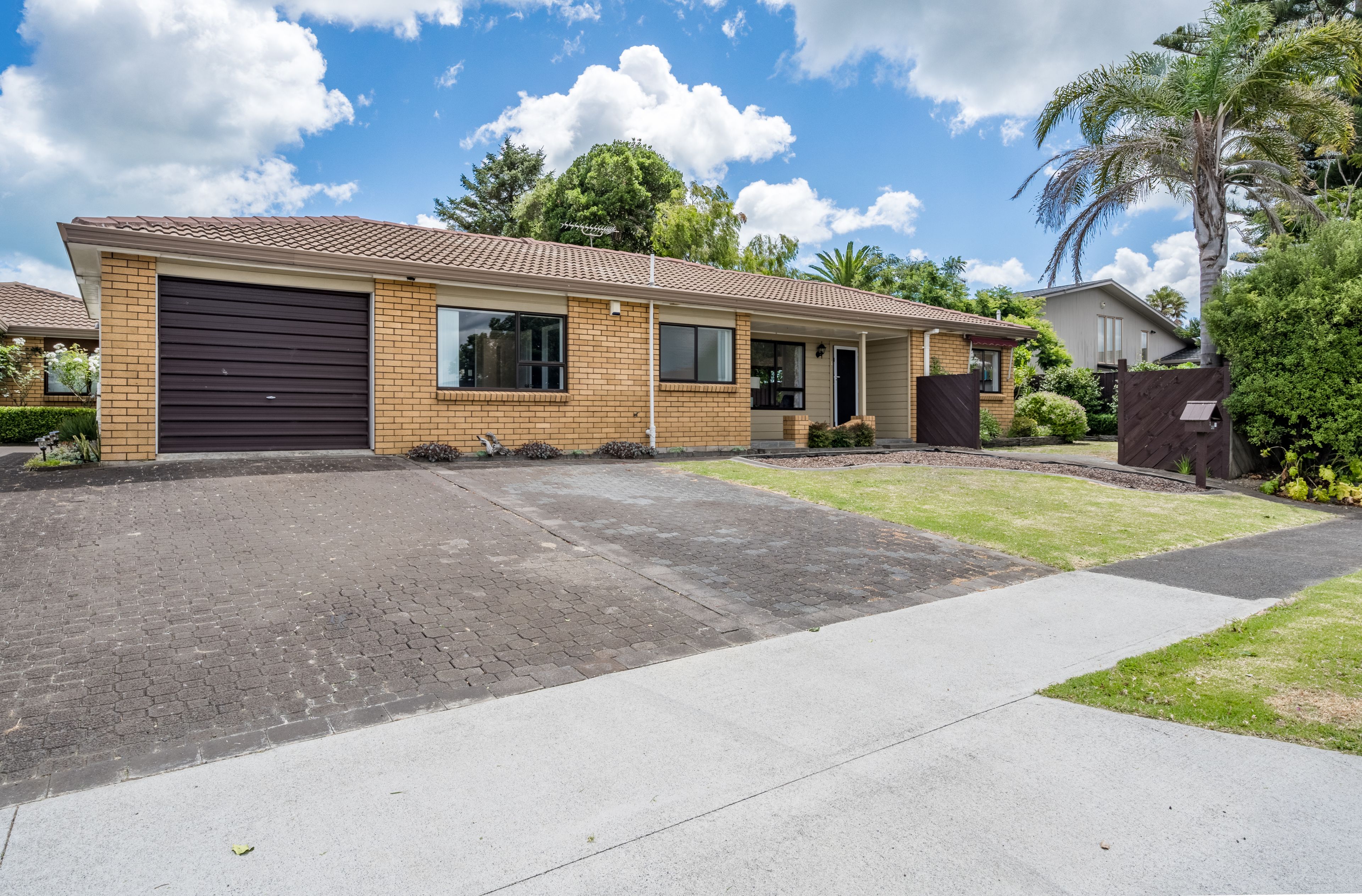 1/20 Seneca Court, Golflands, Manukau City