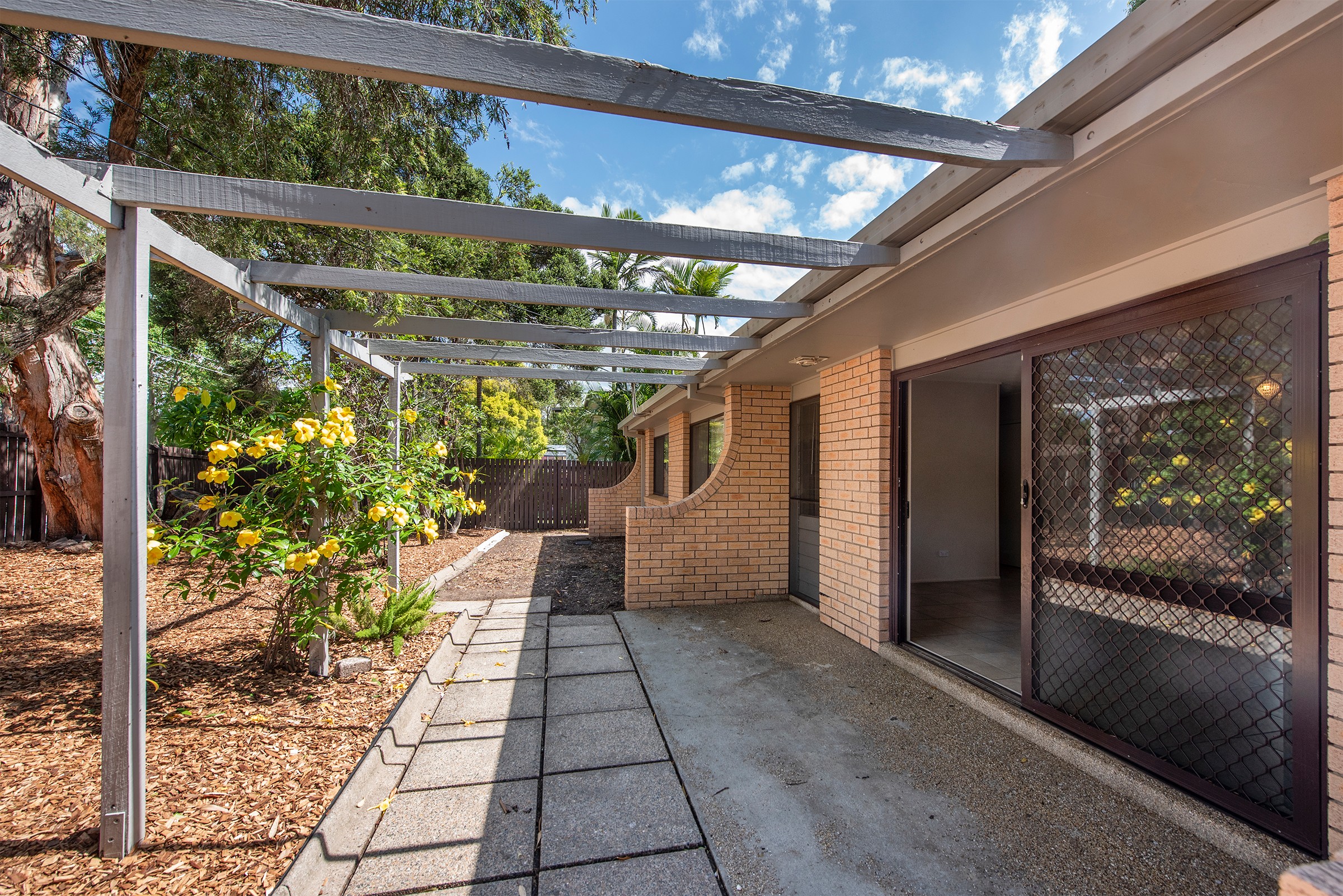 9 Greyash Street, Kingston, QLD 4114