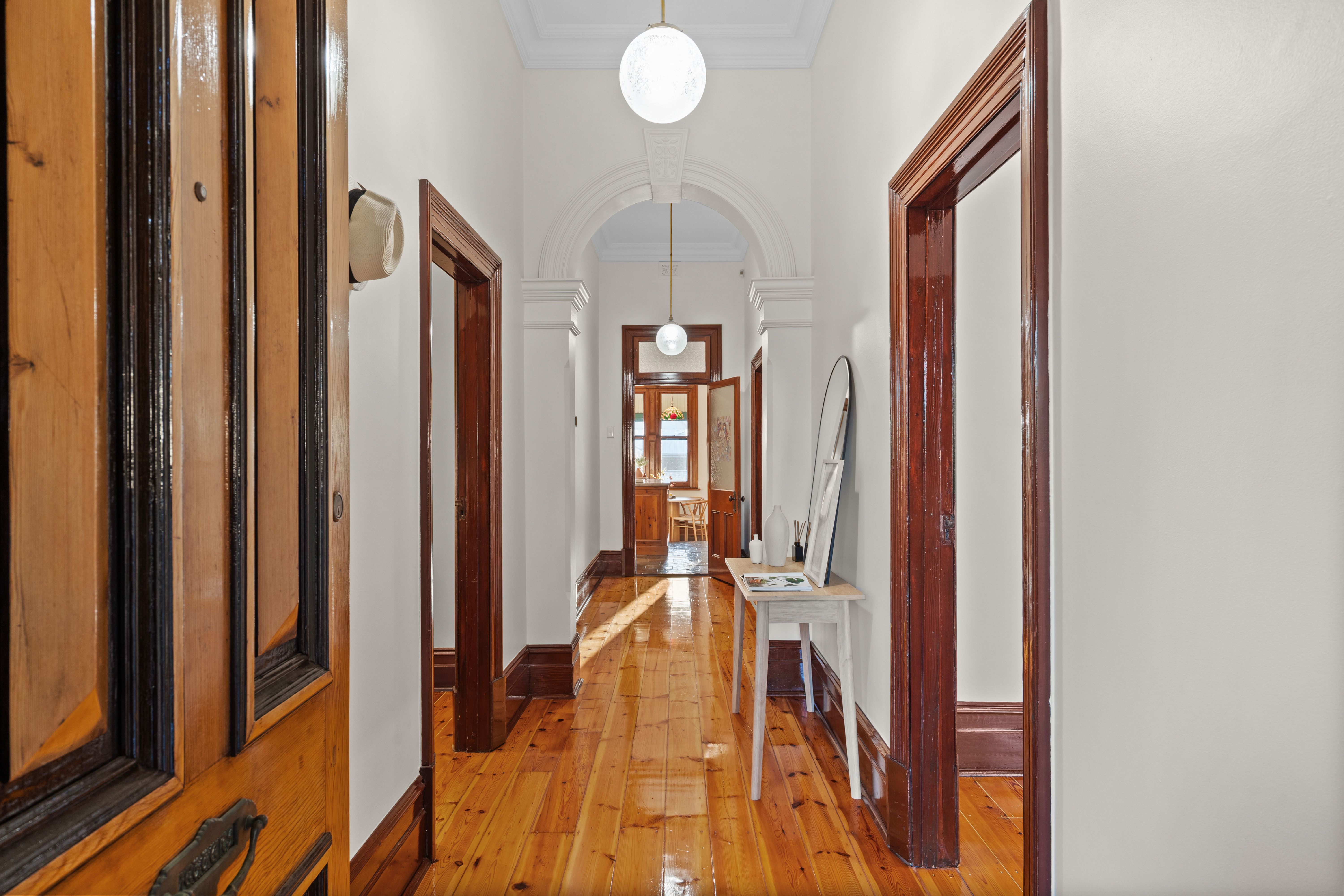 16 Clifford Street — photo 5 of 28