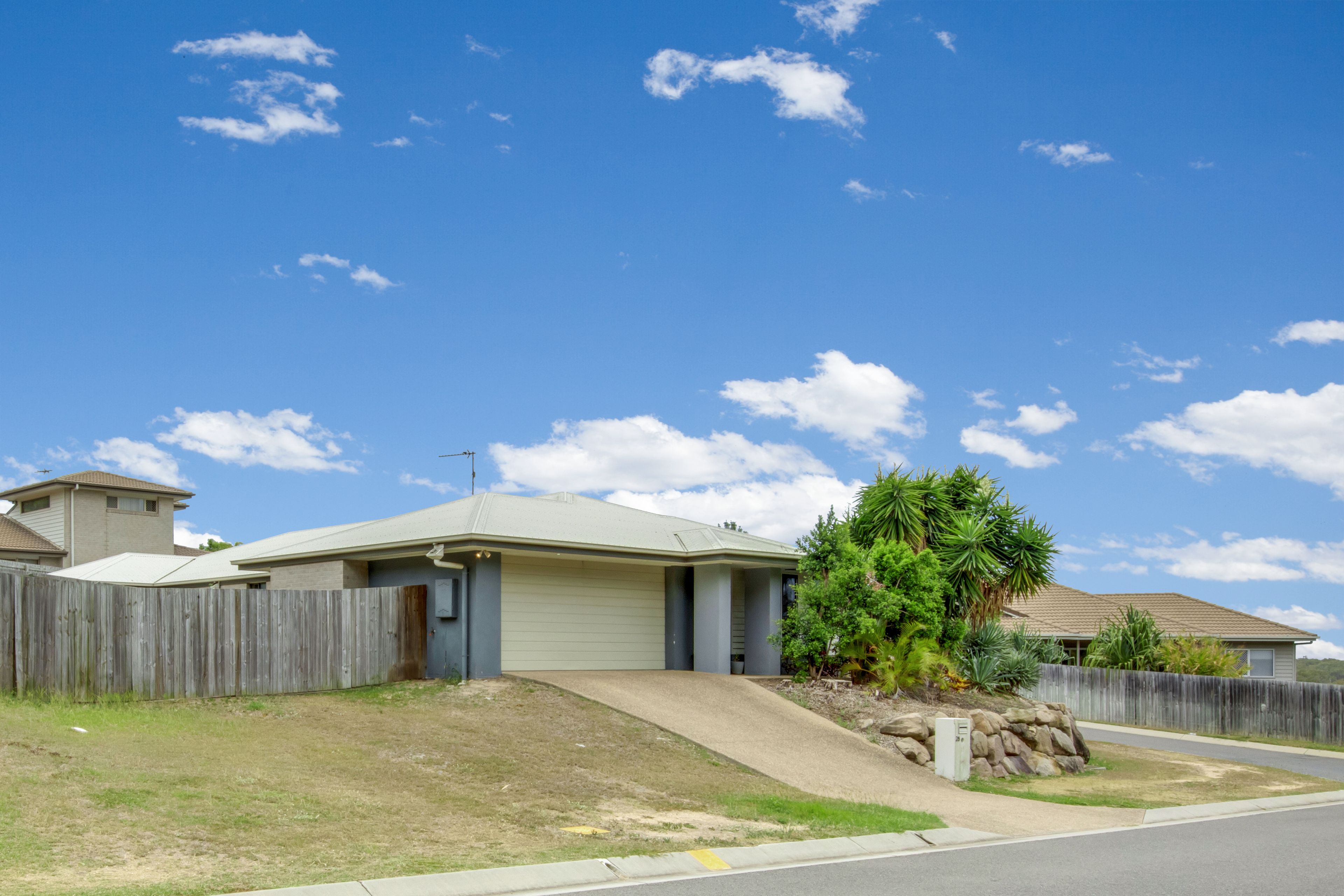 28 Blaxland Court, Glen Eden, QLD 4680