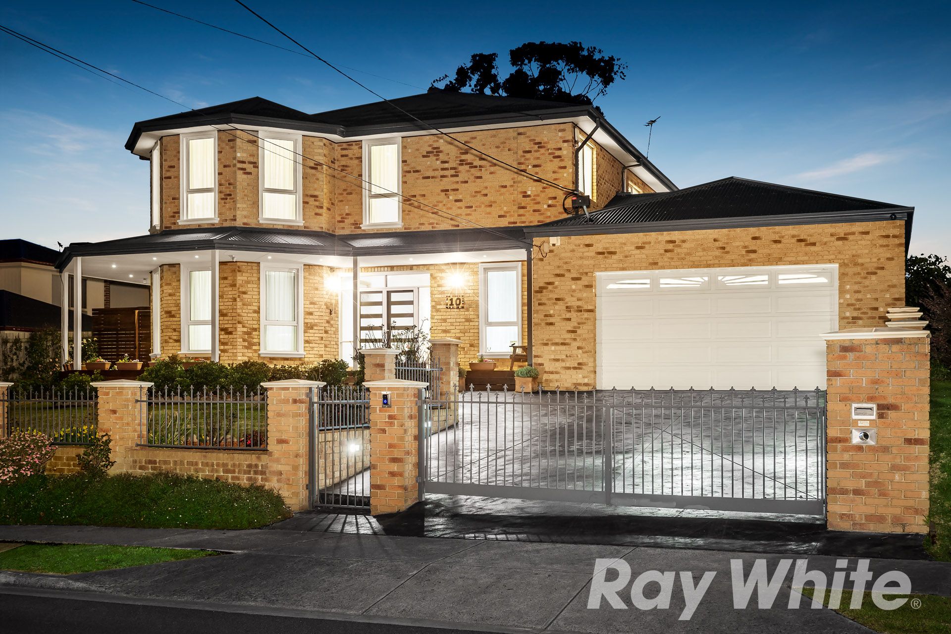 10 Stradbroke Road, Boronia VIC 3155